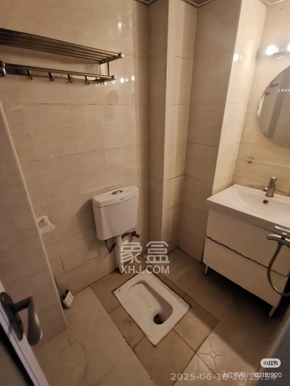 少帅府  1室1厅1卫    2200.0元/月室内图