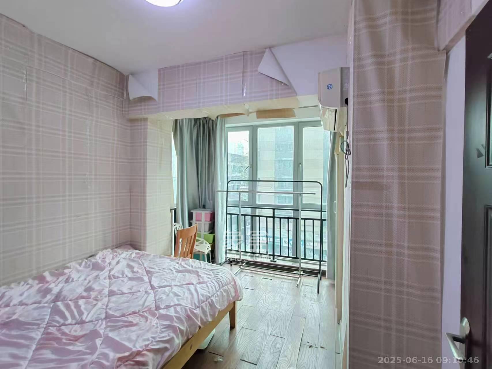 五一中央领御 3室2厅1卫 3800.0元/月 五一中央领御 3室2厅1卫 3800.0元/月室内图