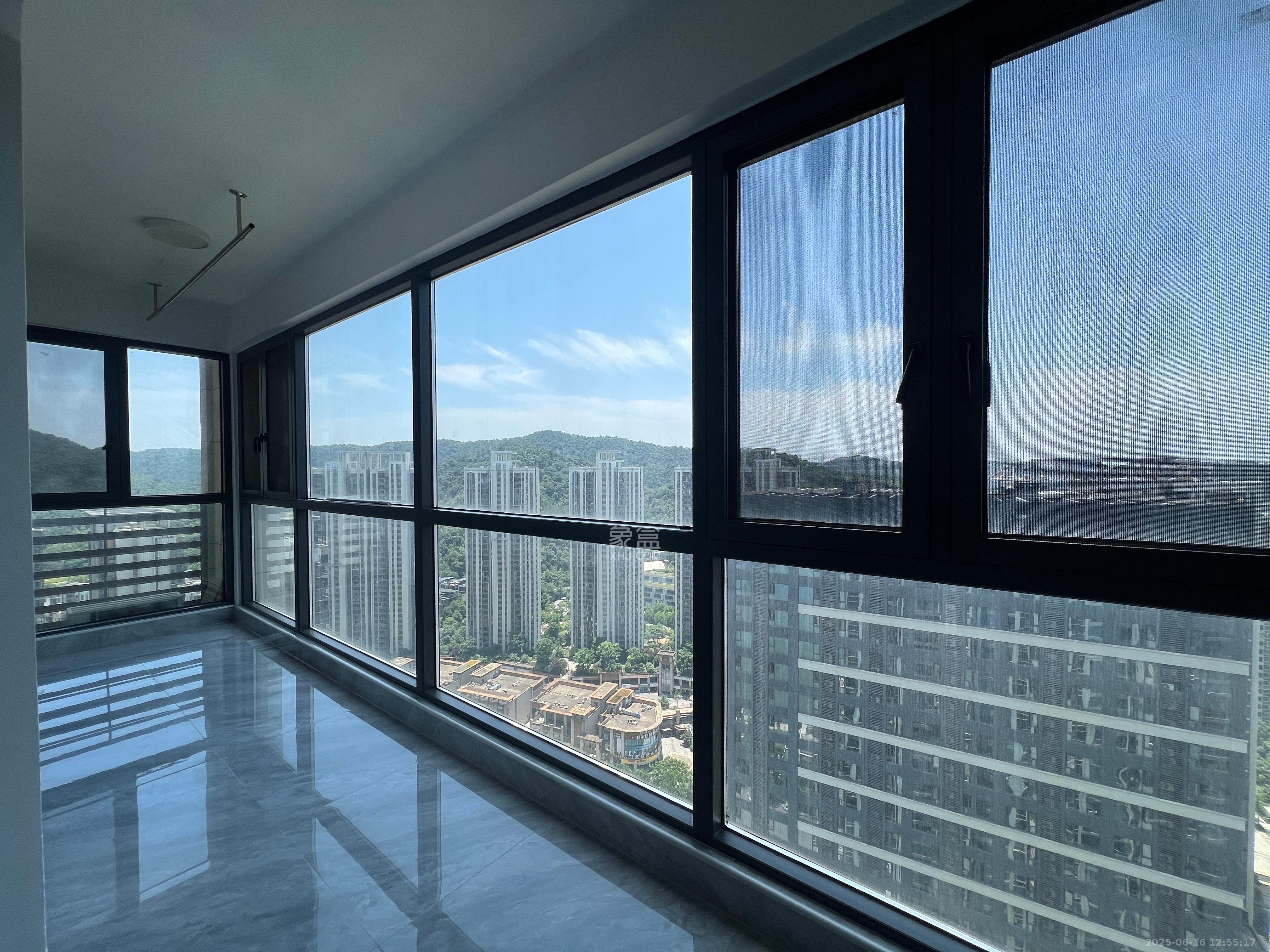 中建宝铂公馆  1室1厅1卫   85.00万