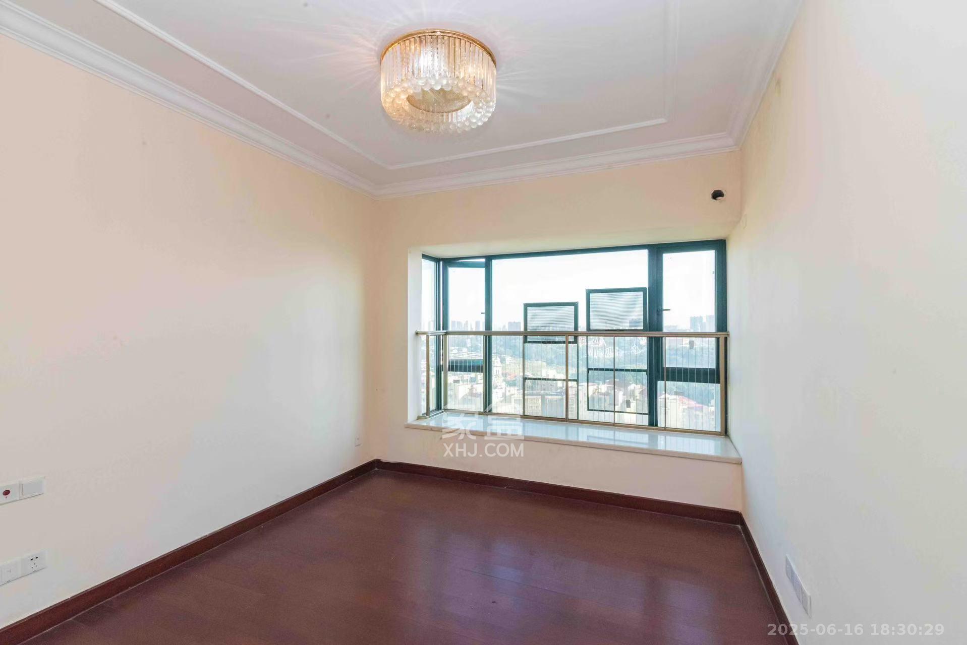 恒大雅苑 2室2厅1卫 2000.0元/月 恒大雅苑 2室2厅1卫 2000.0元/月室内图