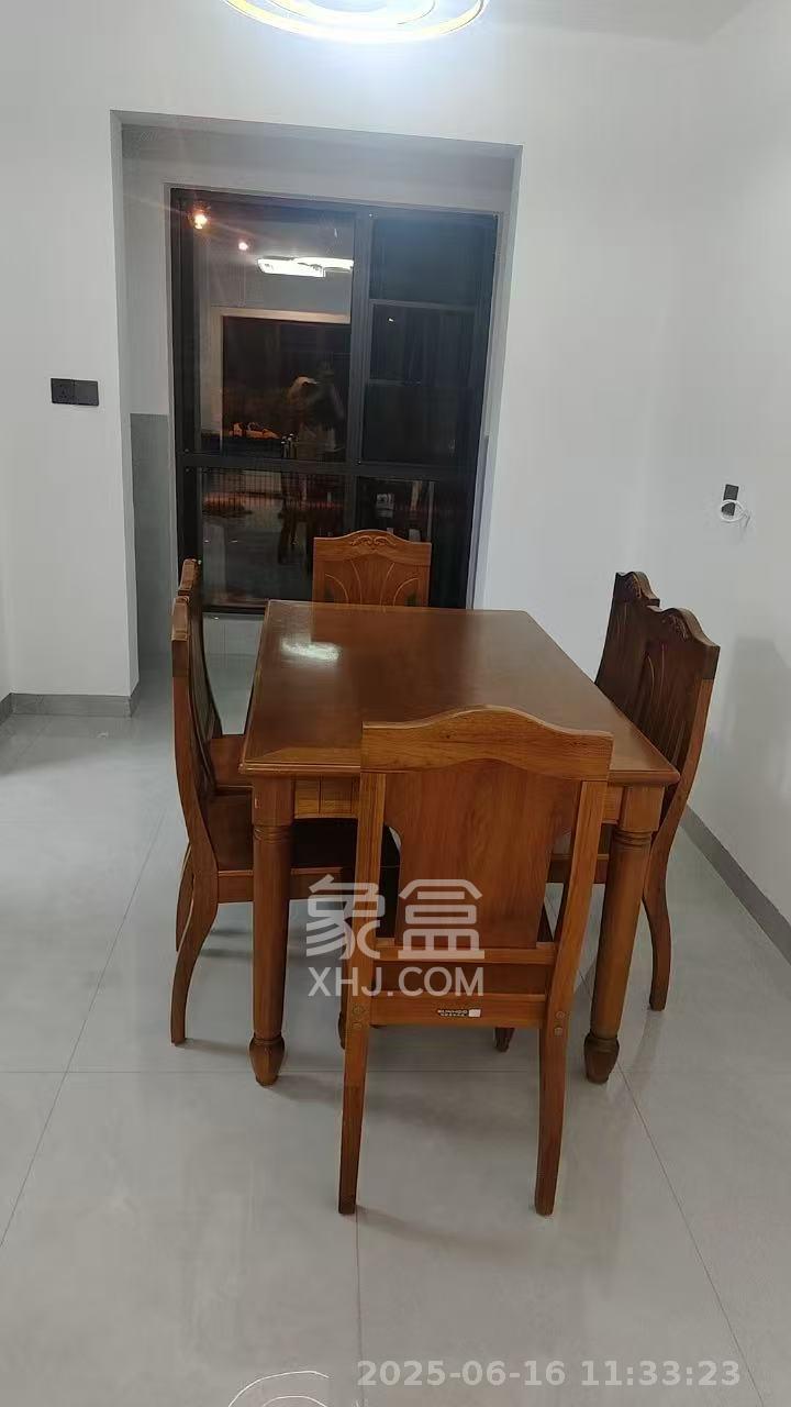 金地艺境  3室2厅2卫   2300.00元/月室内图