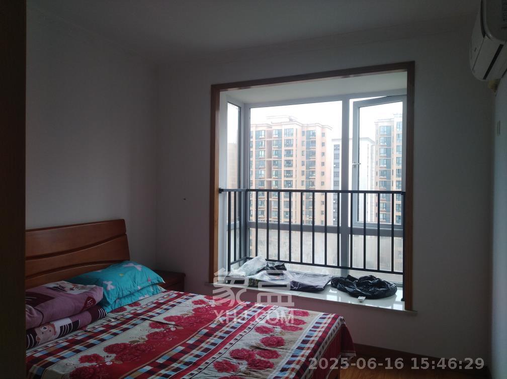 丽发新城  2室2厅1卫   1900.00元/月室内图