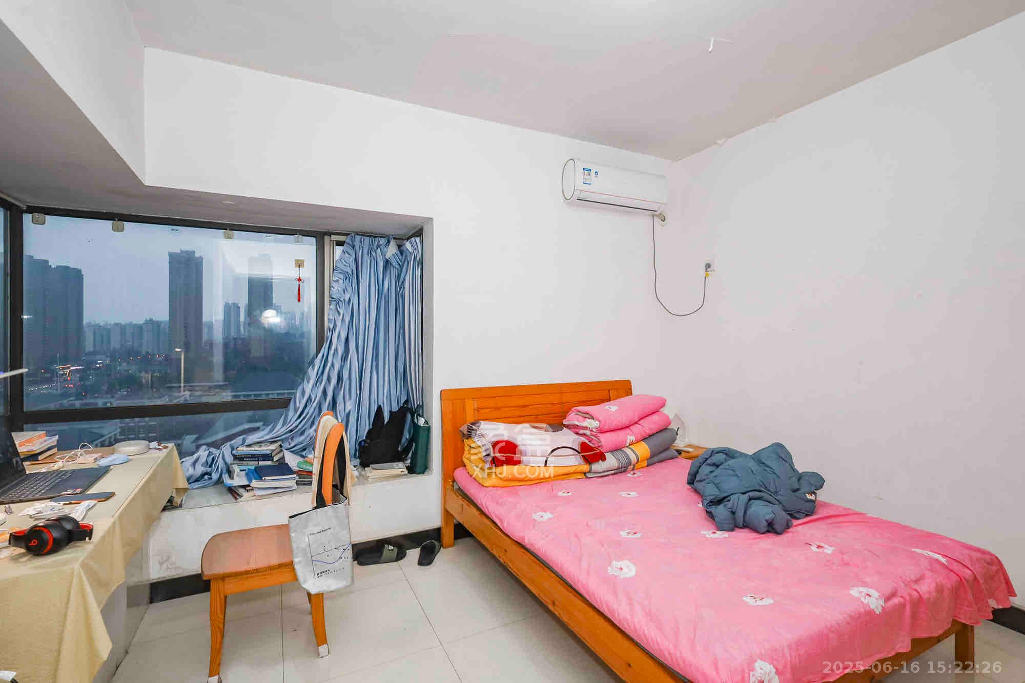 旭辉藏郡(藏郡、旭湘华府) 1室2厅1卫 1800.0元/月 旭辉藏郡(藏郡、旭湘华府) 1室2厅1卫 1800.0元/月室内图