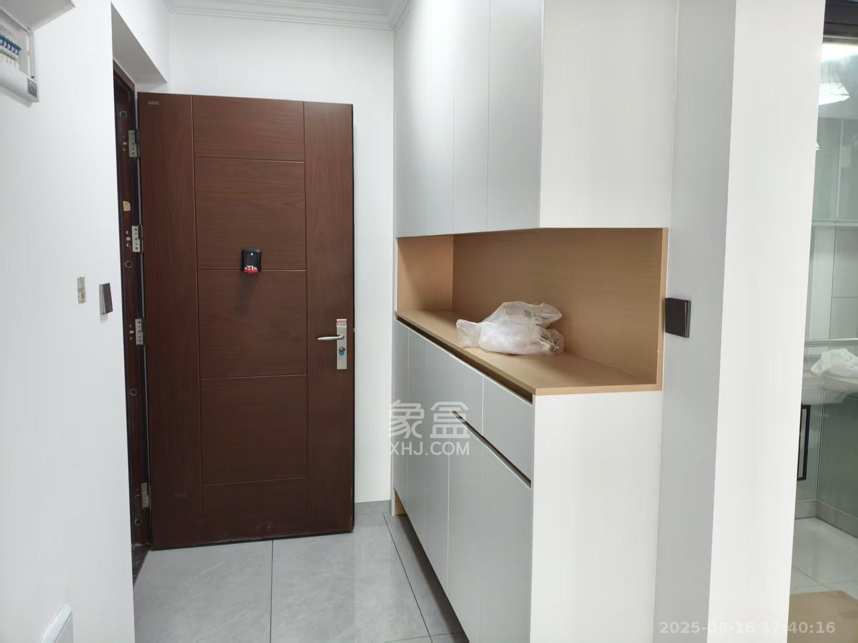 谷山景苑  3室1厅2卫   2400.00元/月室内图
