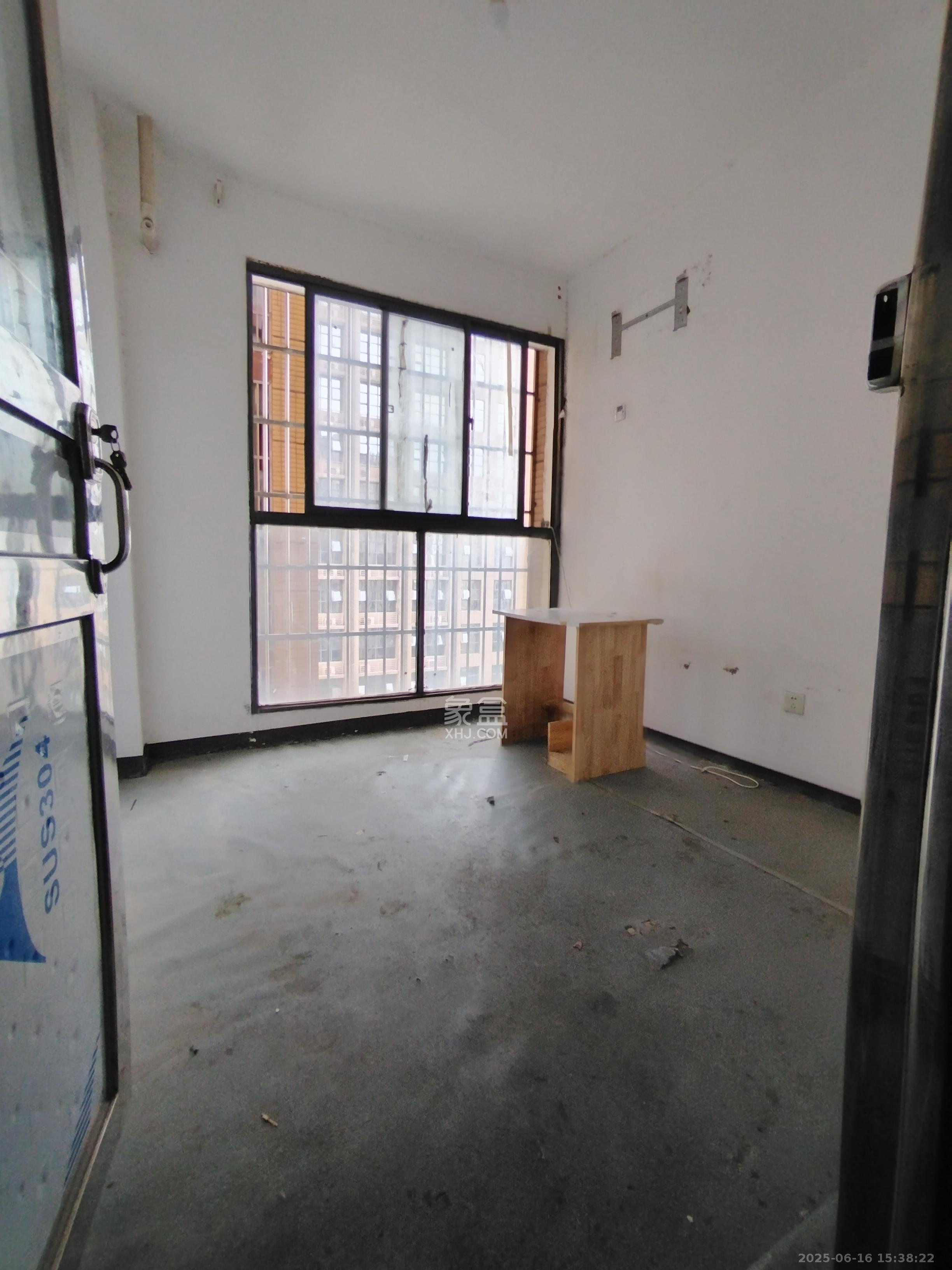 领东汇 3室2厅2卫 2200.0元/月 领东汇 3室2厅2卫 2200.0元/月室内图