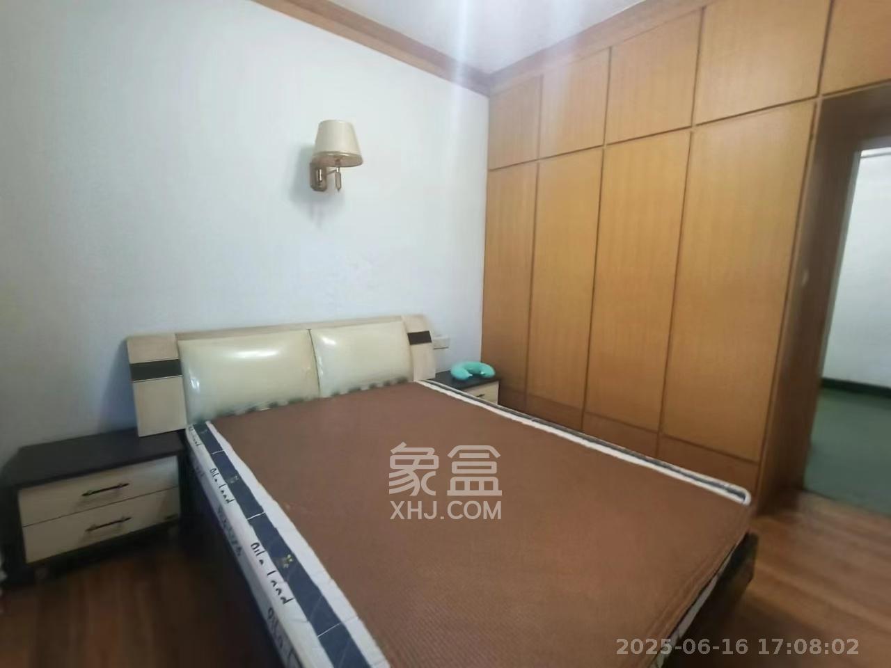 古堆山小区国家电网宿舍  3室1厅1卫   1600.00元/月室内图