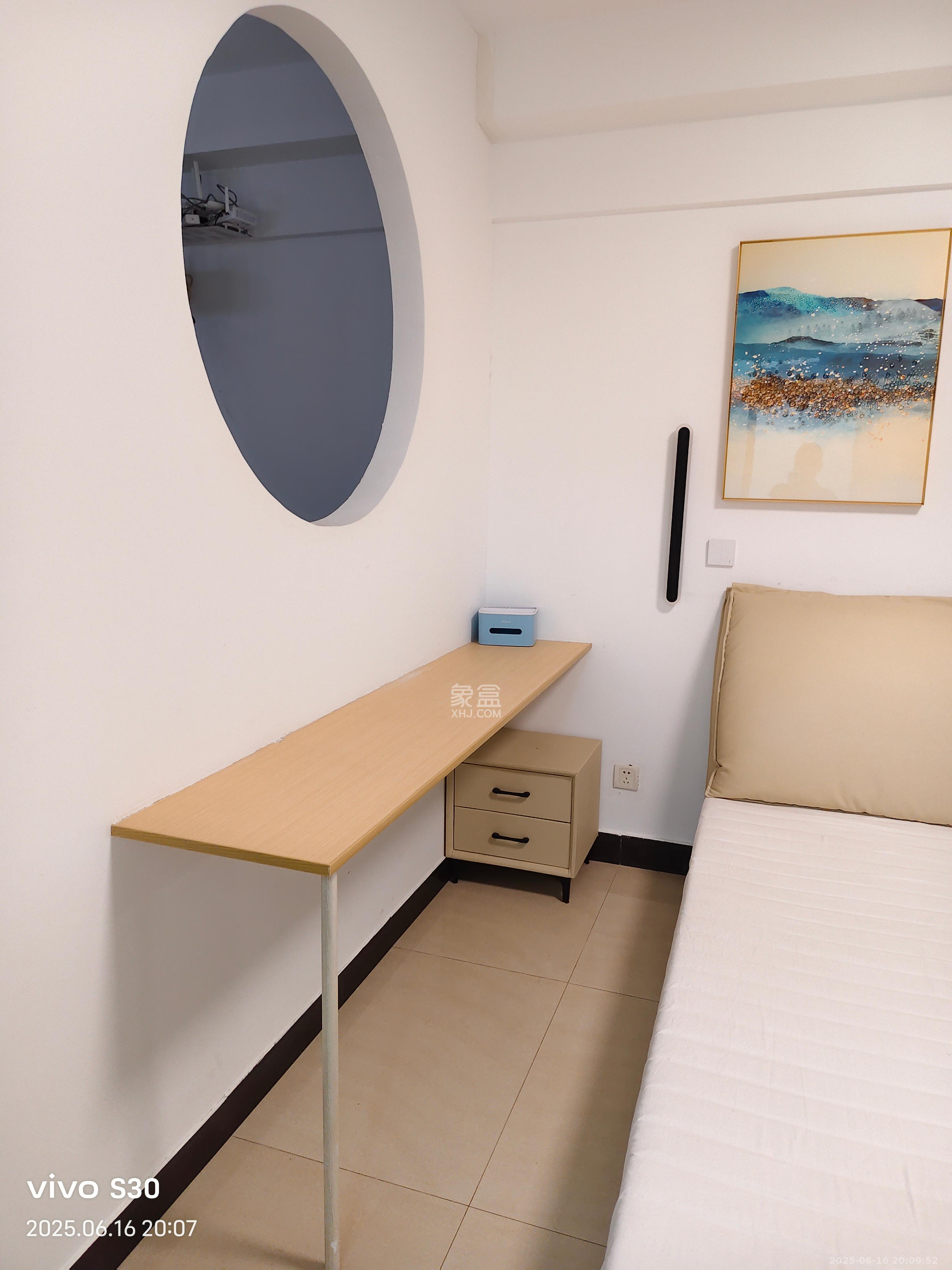 湘域中央 1室1厅1卫 2700.0元/月 湘域中央 1室1厅1卫 2700.0元/月室内图