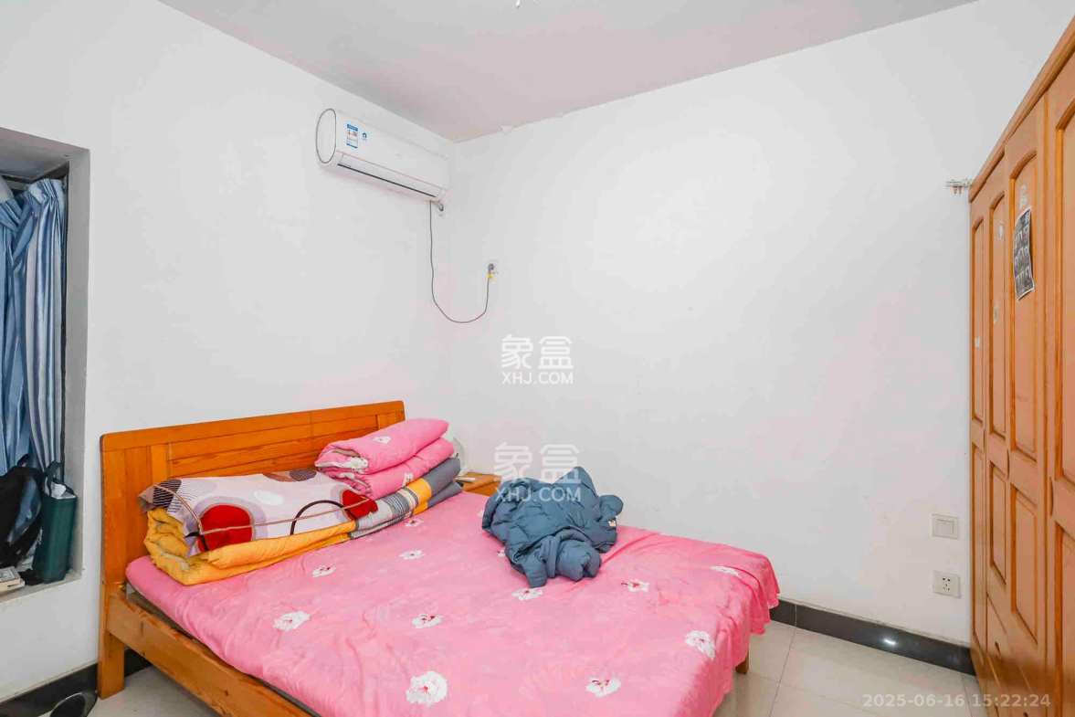 旭辉藏郡(藏郡、旭湘华府) 1室2厅1卫 1800.0元/月 旭辉藏郡(藏郡、旭湘华府) 1室2厅1卫 1800.0元/月室内图