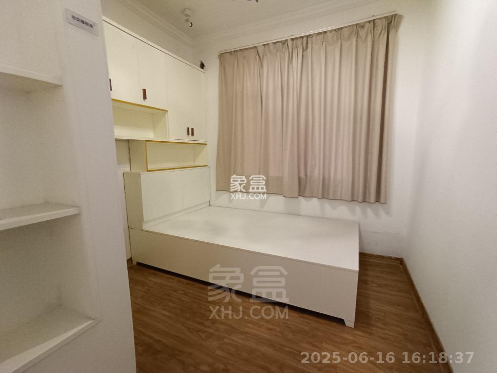 天元区碧桂园  3室2厅2卫   1500.00元/月室内图