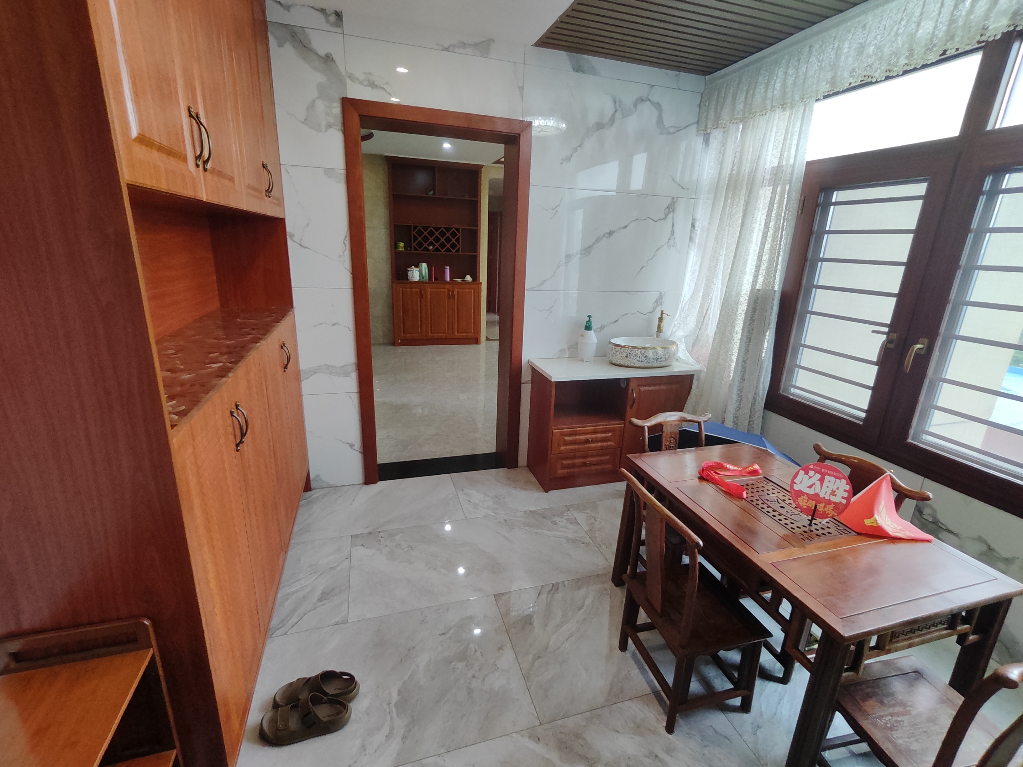 武广国际学苑 4室2厅2卫 88.0万 武广国际学苑 4室2厅2卫 88.0万室内图