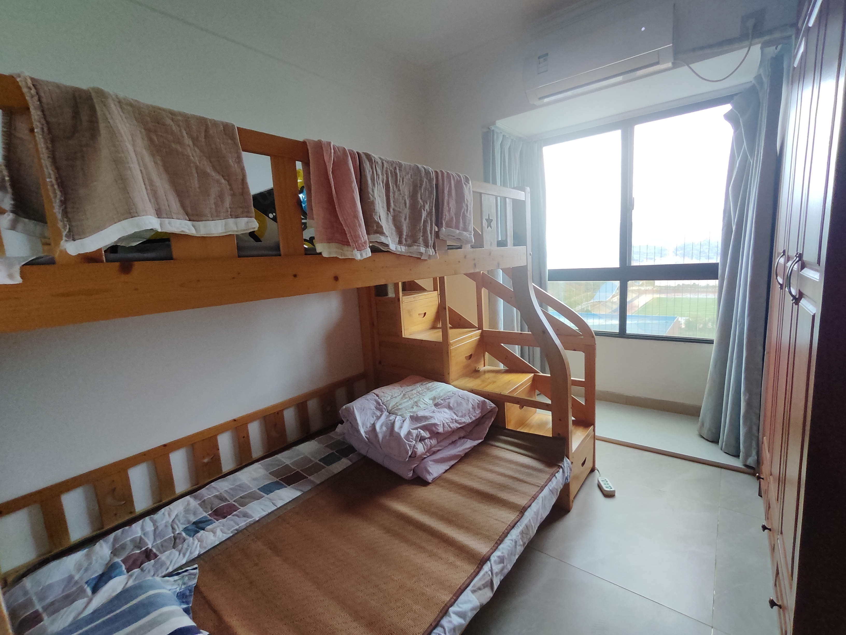 武广国际学苑 4室2厅2卫 88.0万 武广国际学苑 4室2厅2卫 88.0万室内图