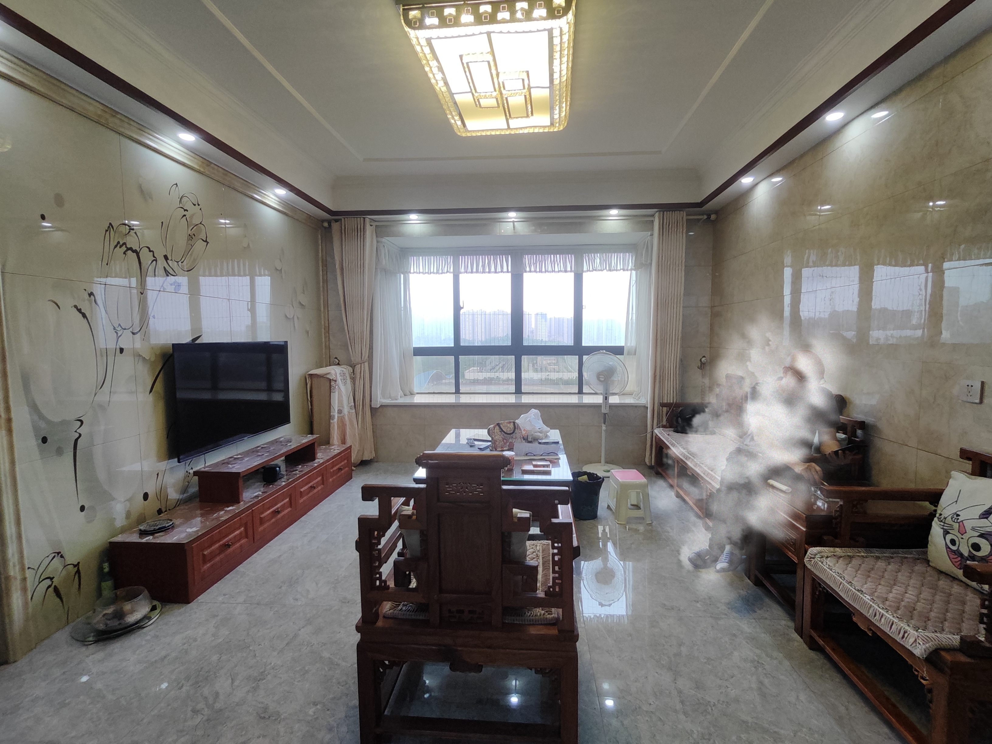 武广国际学苑 4室2厅2卫 88.0万 武广国际学苑 4室2厅2卫 88.0万室内图