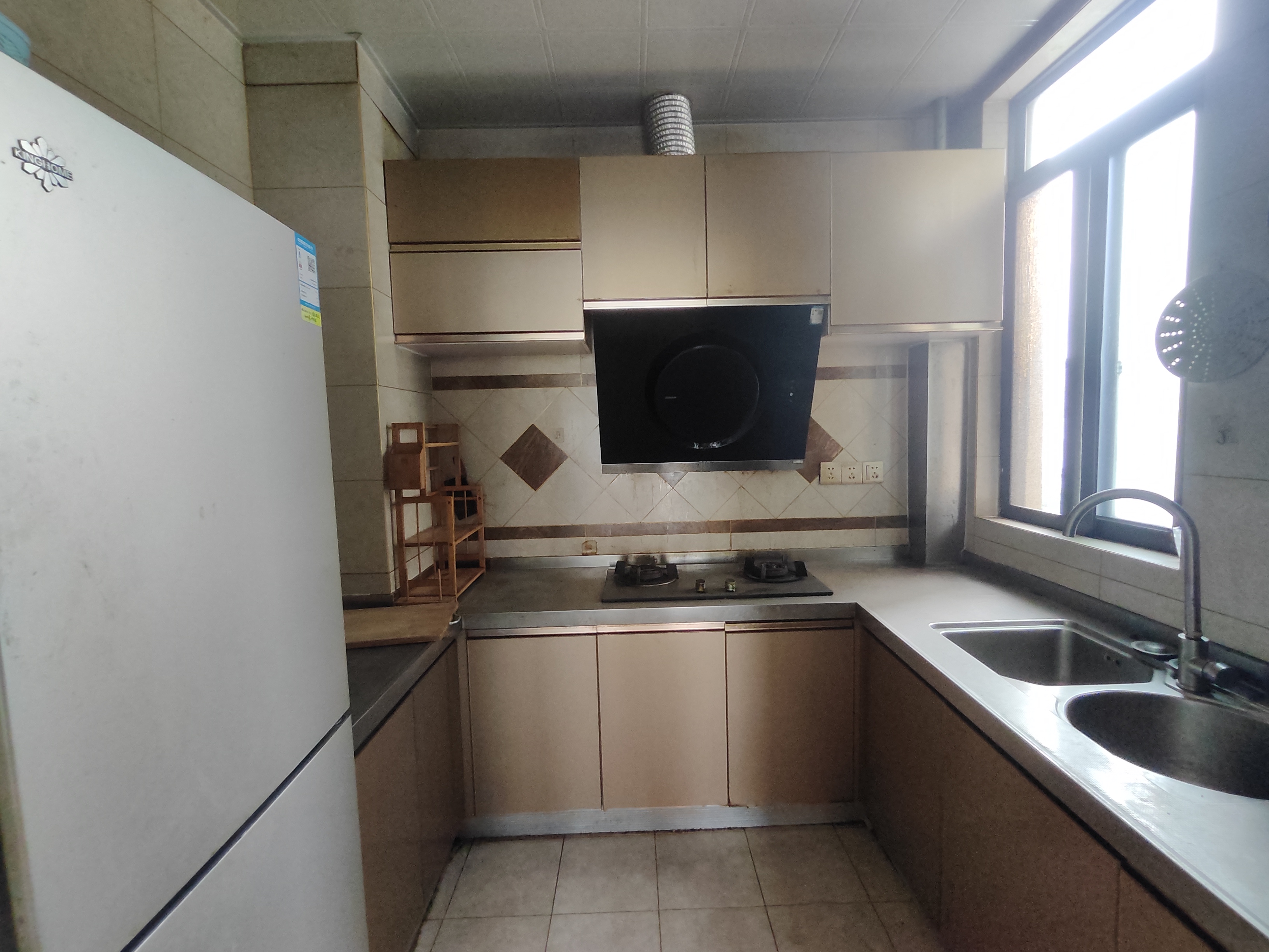 金轮翡翠名园 3室2厅1卫 69.8万 金轮翡翠名园 3室2厅1卫 69.8万室内图