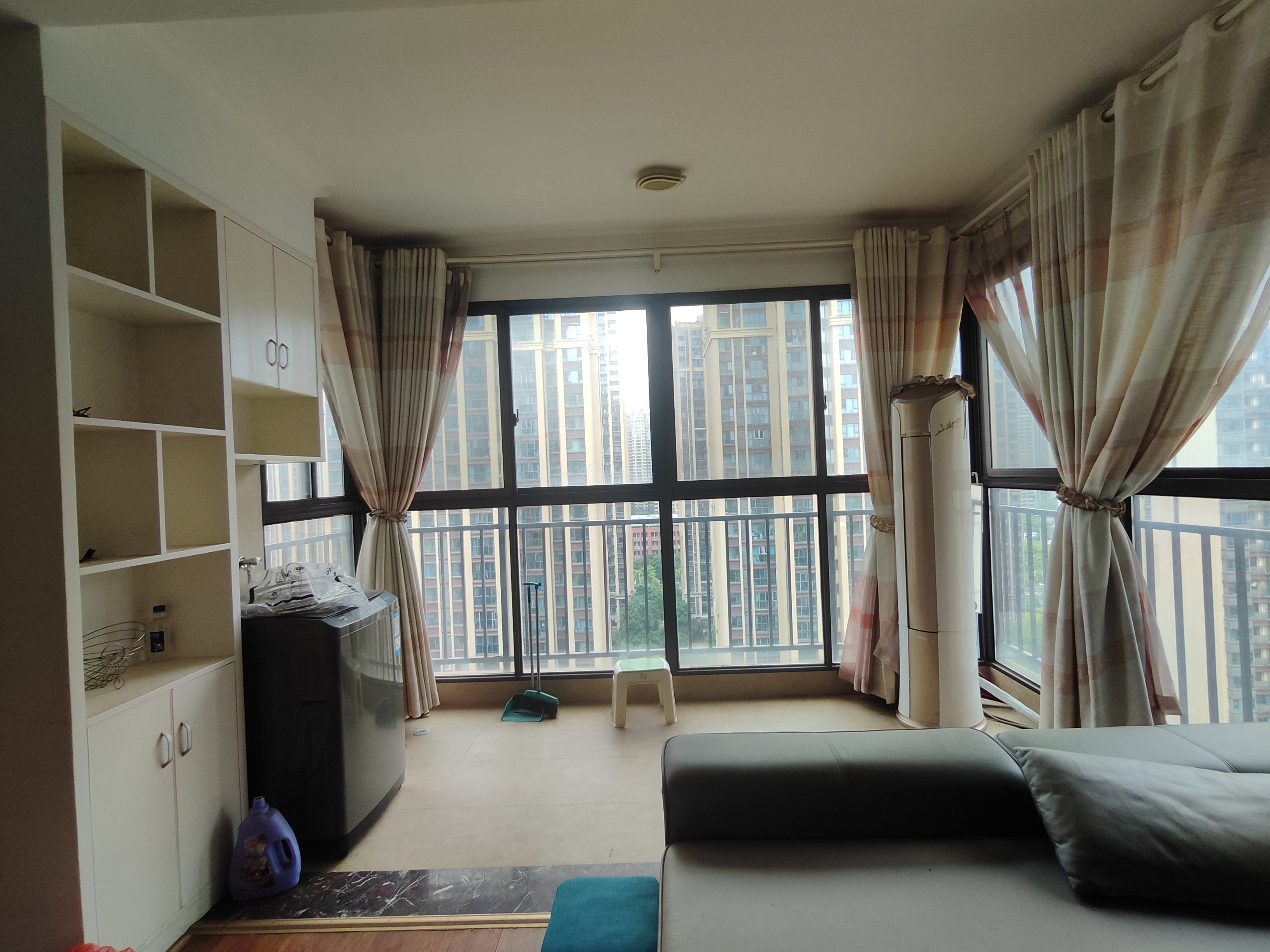 金轮翡翠名园 3室2厅1卫 69.8万 金轮翡翠名园 3室2厅1卫 69.8万室内图