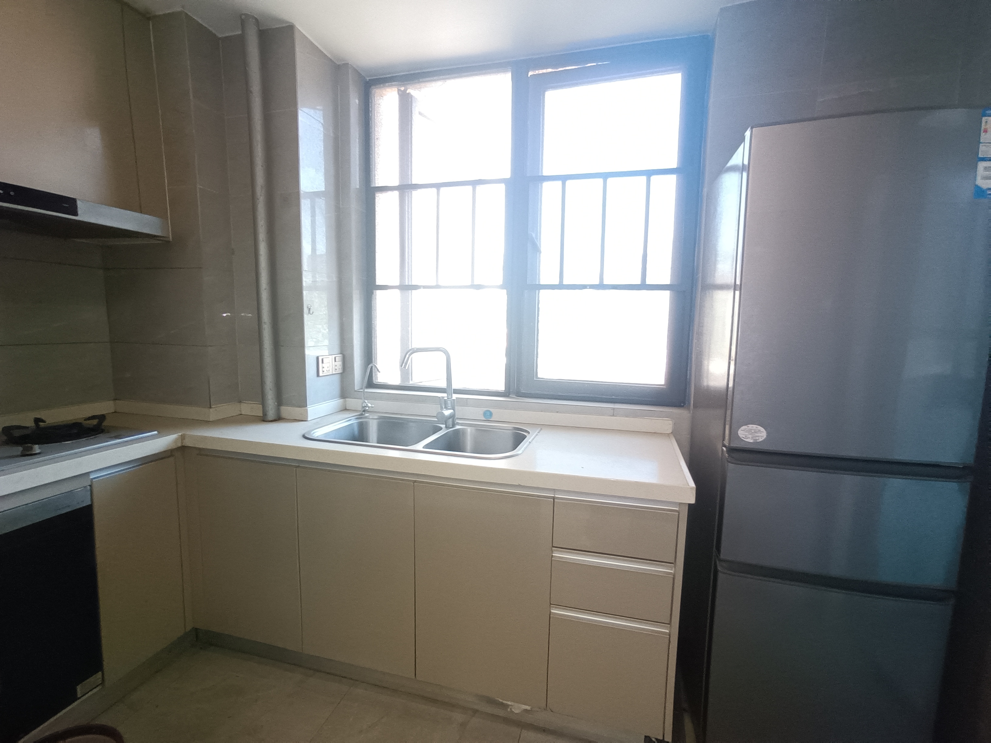 城际空间站 4室2厅2卫 61.8万 城际空间站 4室2厅2卫 61.8万室内图