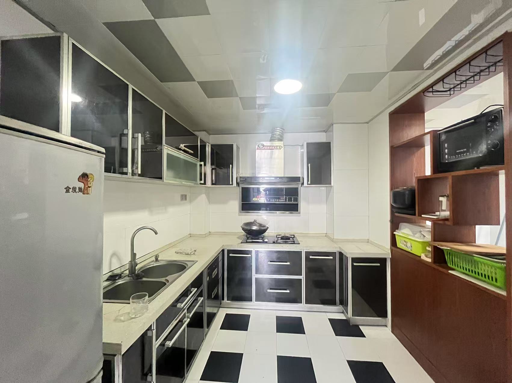 时尚新天地(平和堂)  1室2厅1卫    58.8万 时尚新天地(平和堂)  1室2厅1卫    58.8万室内图