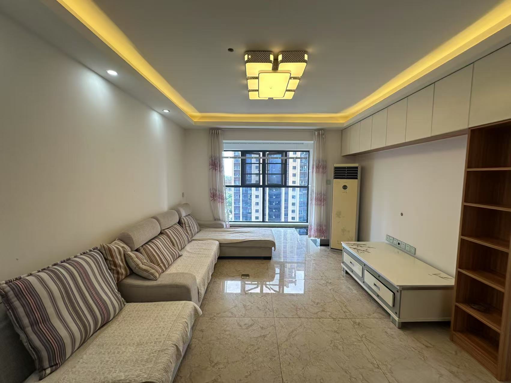 春藤小镇  3室2厅2卫    68.8万 春藤小镇  3室2厅2卫    68.8万