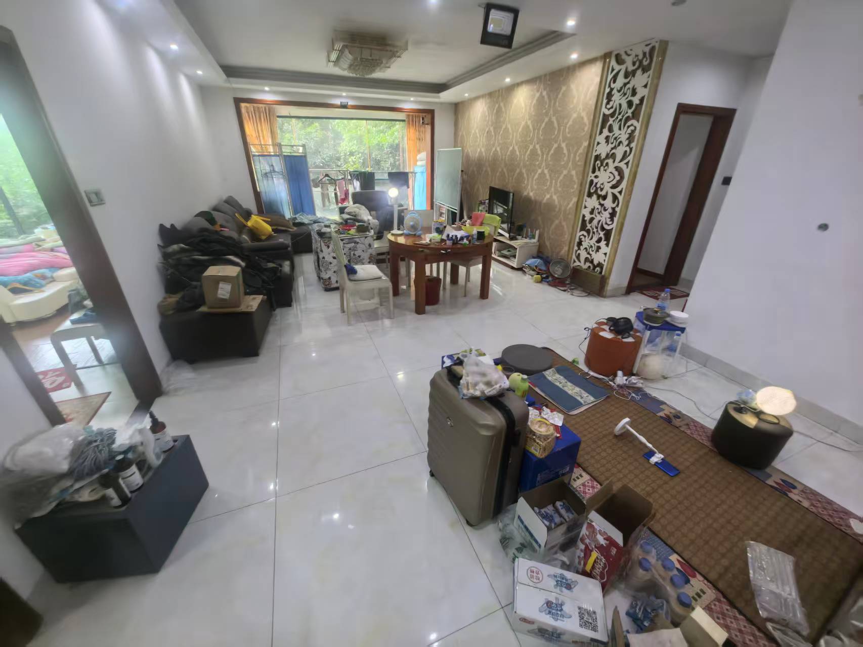 山水国际 3室2厅2卫 40.0万 山水国际 3室2厅2卫 40.0万室内图