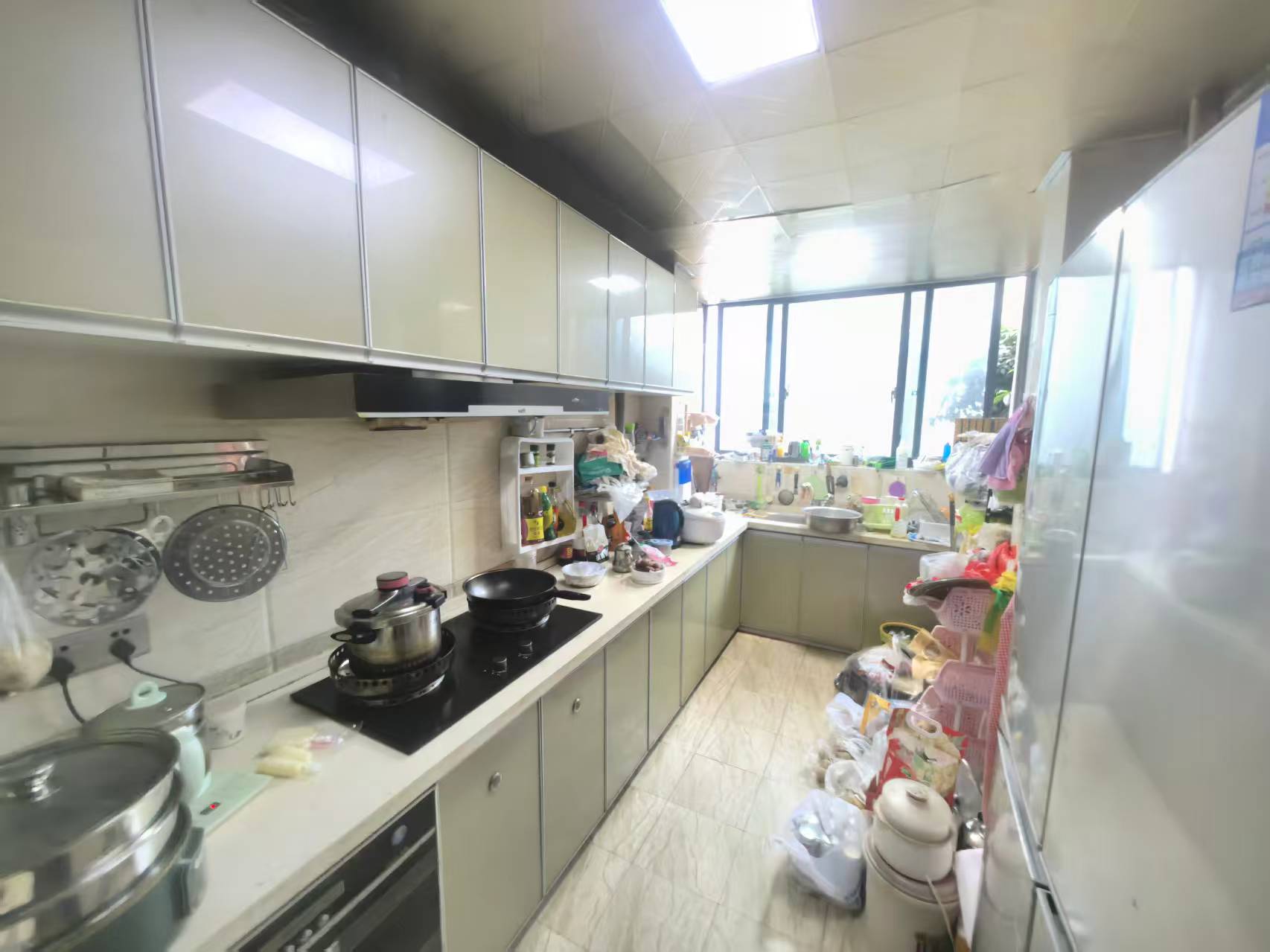 山水国际 3室2厅2卫 40.0万 山水国际 3室2厅2卫 40.0万室内图