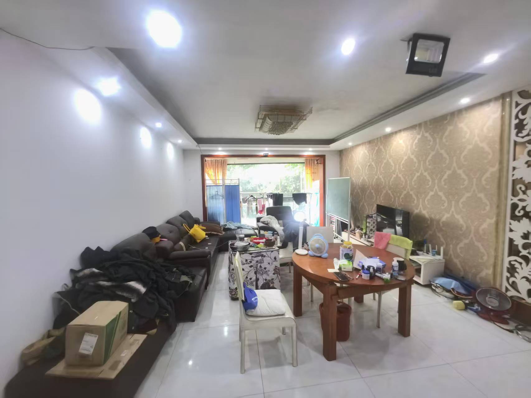 山水国际  3室2厅2卫   40.00万室内图