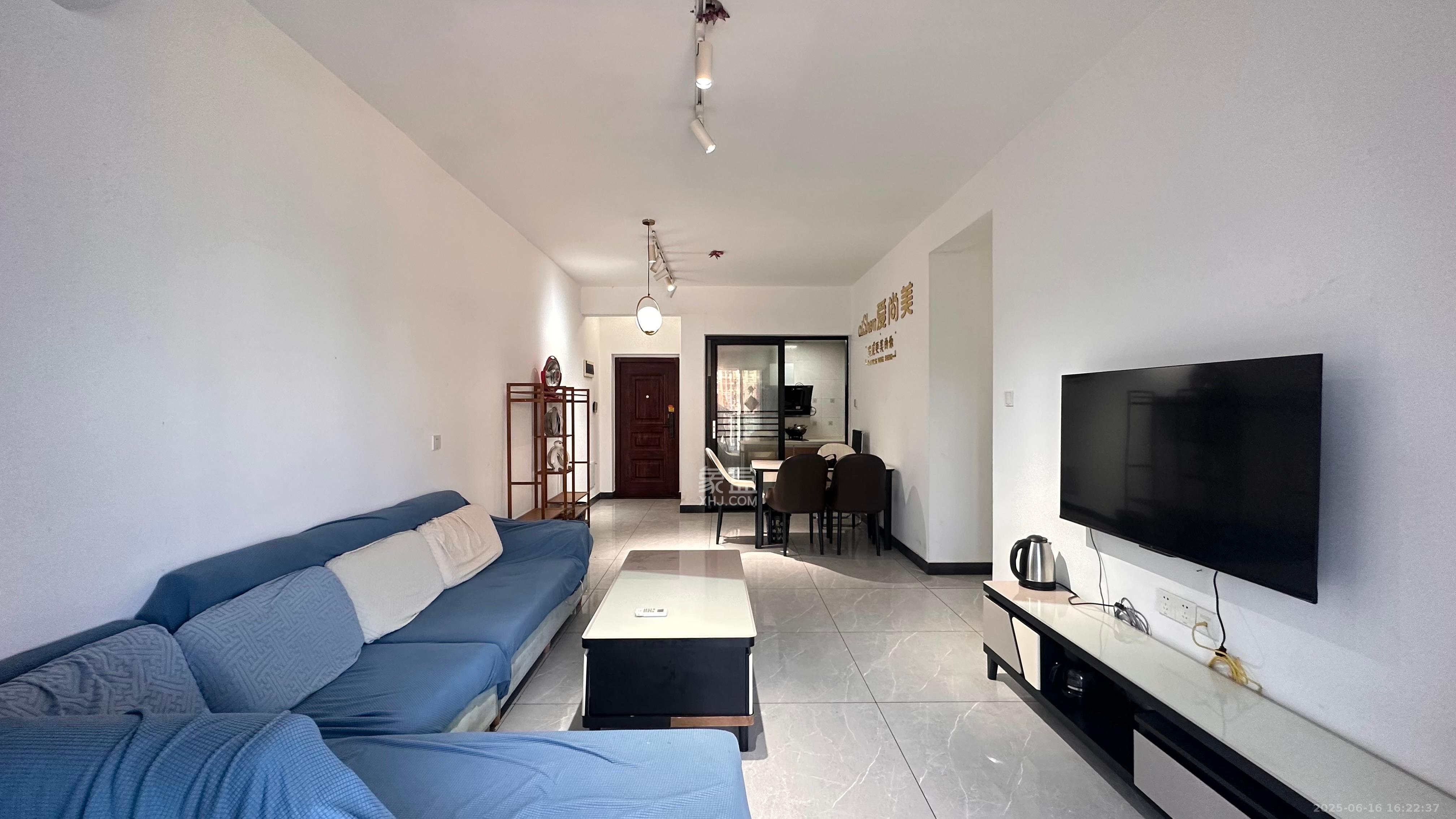 乾源国际 3室2厅2卫 2200.0元/月 乾源国际 3室2厅2卫 2200.0元/月室内图