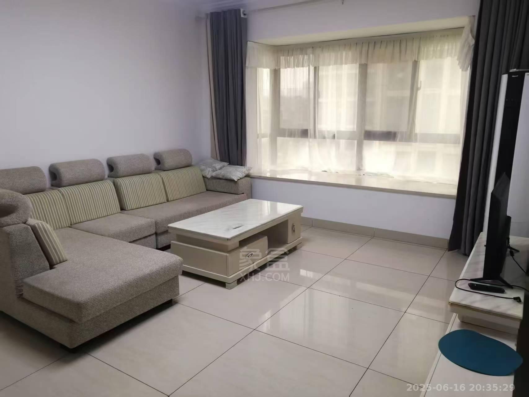 武广国际学苑 3室2厅2卫 2500.0元/月 武广国际学苑 3室2厅2卫 2500.0元/月室内图