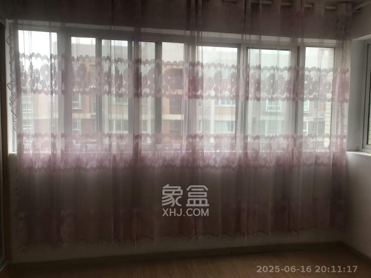 磊鑫嘉苑（地质局单位房）  3室2厅2卫   2000.00元/月室内图