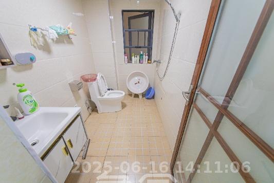 中建芙蓉嘉苑  3室2厅2卫   2600.00元/月室内图
