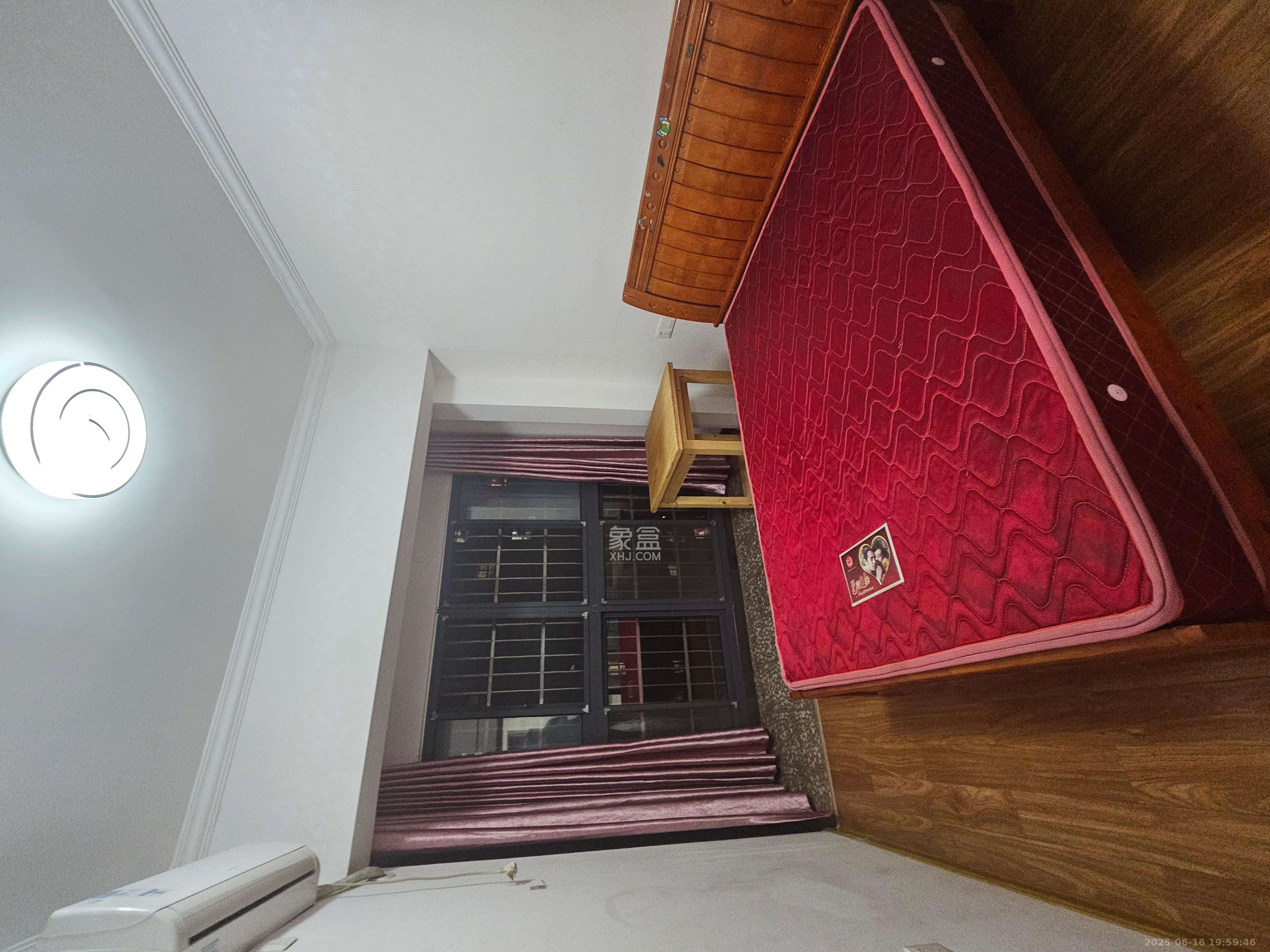 家兴苑  3室2厅1卫    2500.0元/月室内图