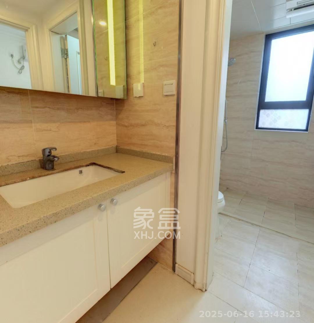 万科魅力之城  2室1厅1卫   2000.00元/月室内图