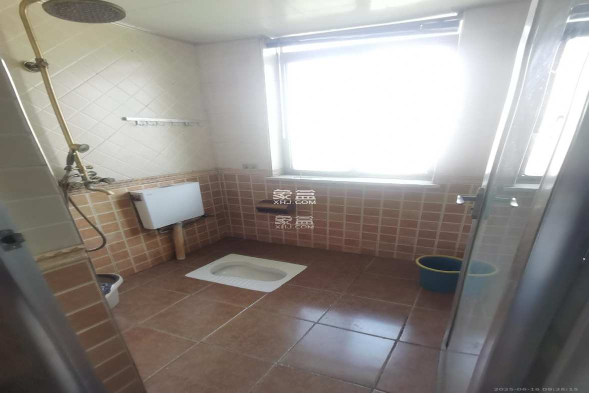 兴联创新小区 3室2厅2卫 1500.0元/月 兴联创新小区 3室2厅2卫 1500.0元/月室内图