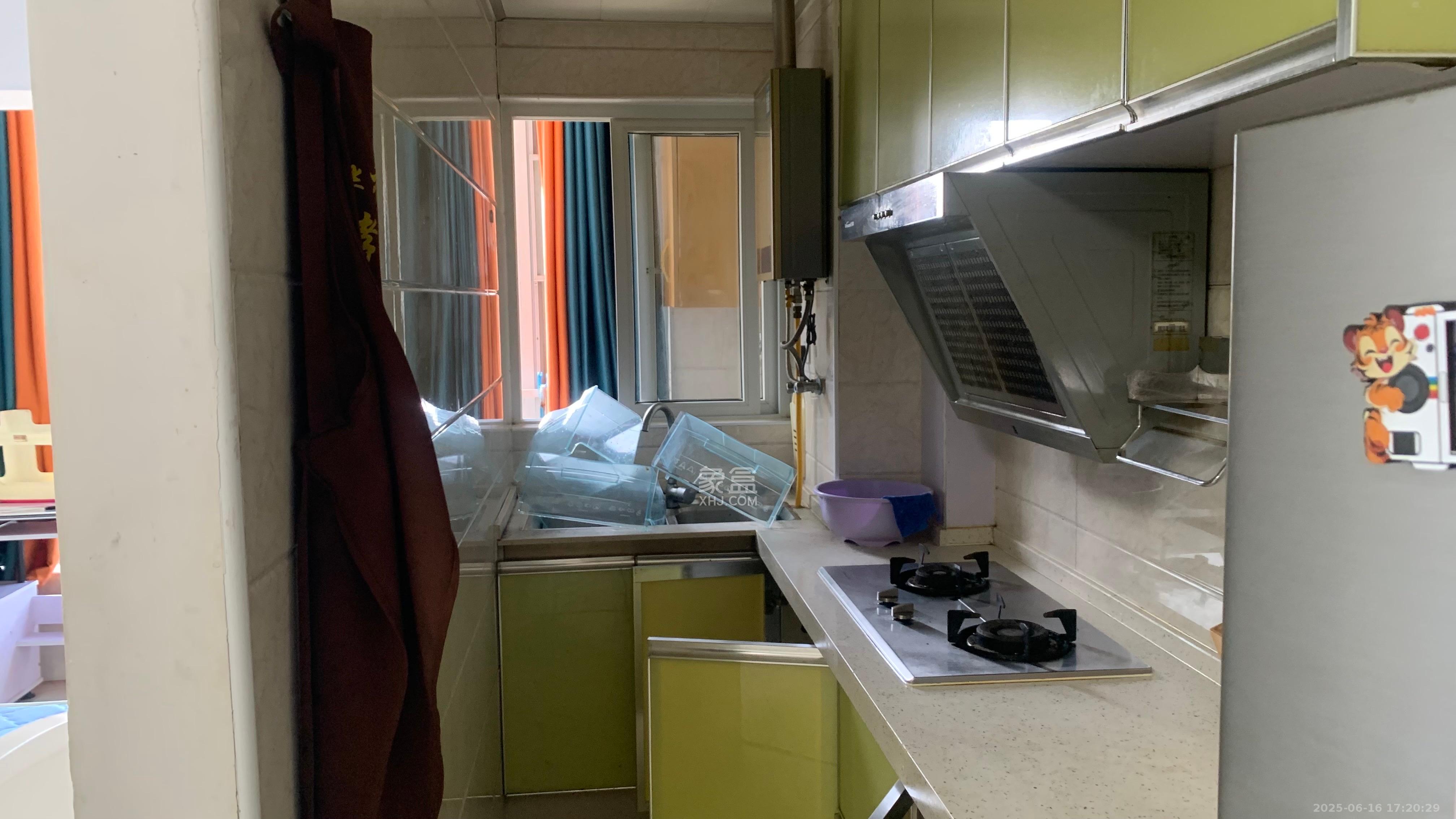 先锋东外滩  1室1厅1卫    1500.0元/月 先锋东外滩  1室1厅1卫    1500.0元/月室内图