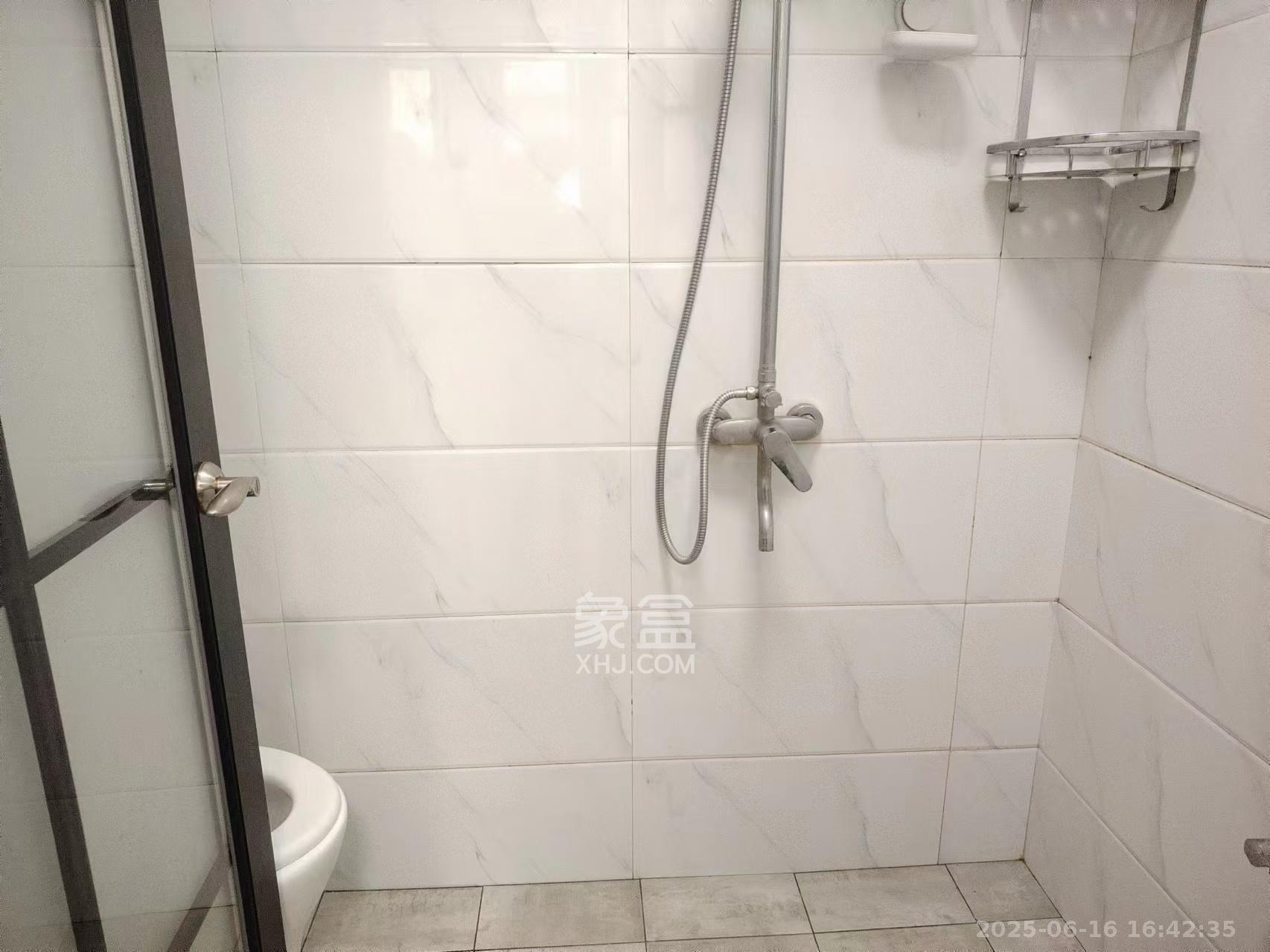 省政府五所  2室1厅1卫   2800.00元/月室内图