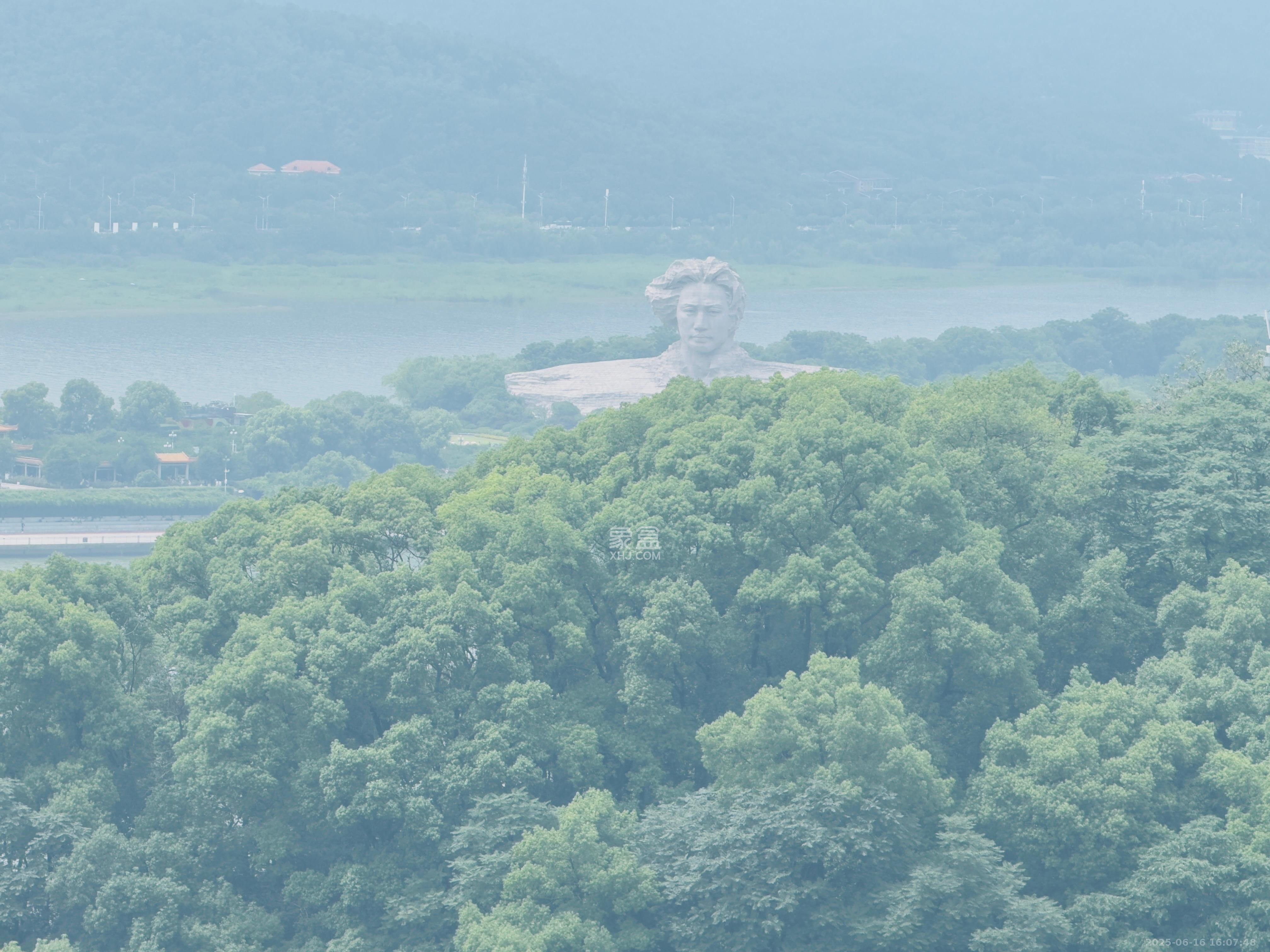 中建江山壹号  1室0厅0卫   8800.00元/月室内图