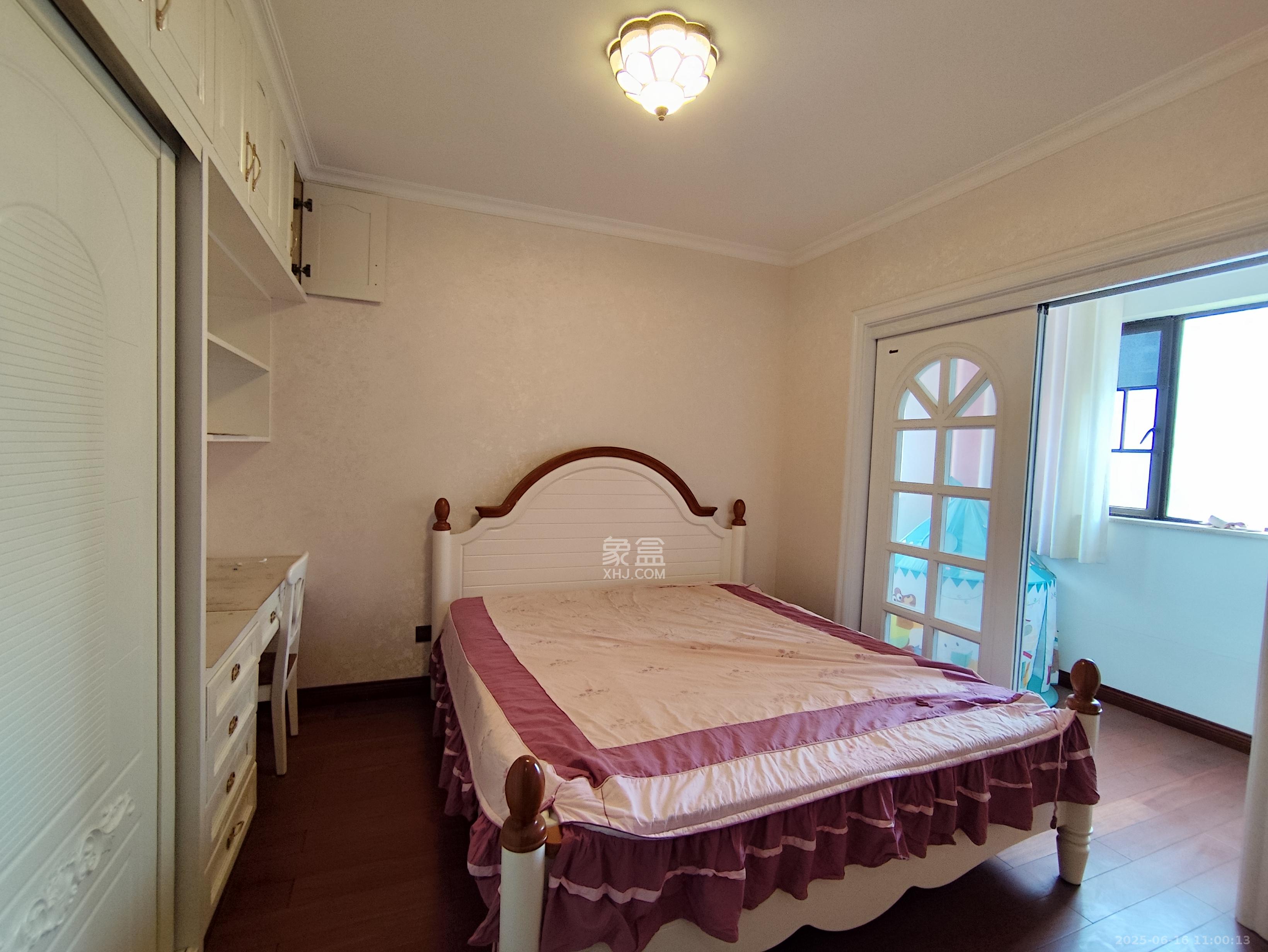 湘水郡(兴旺小爱同学) 3室2厅2卫 2500.0元/月 湘水郡(兴旺小爱同学) 3室2厅2卫 2500.0元/月室内图