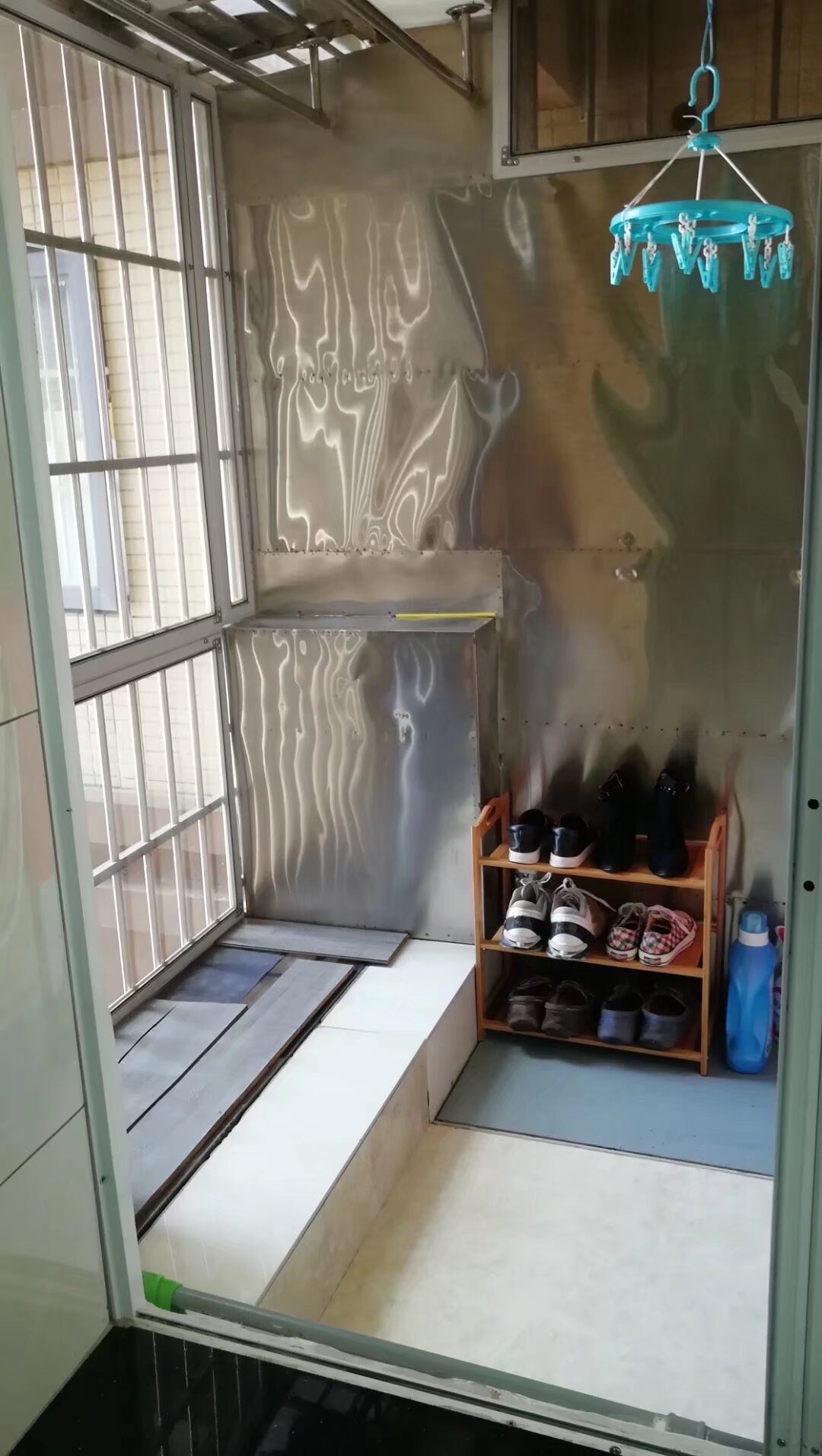 中建国际大厦  1室2厅1卫   1800.00元/月室内图