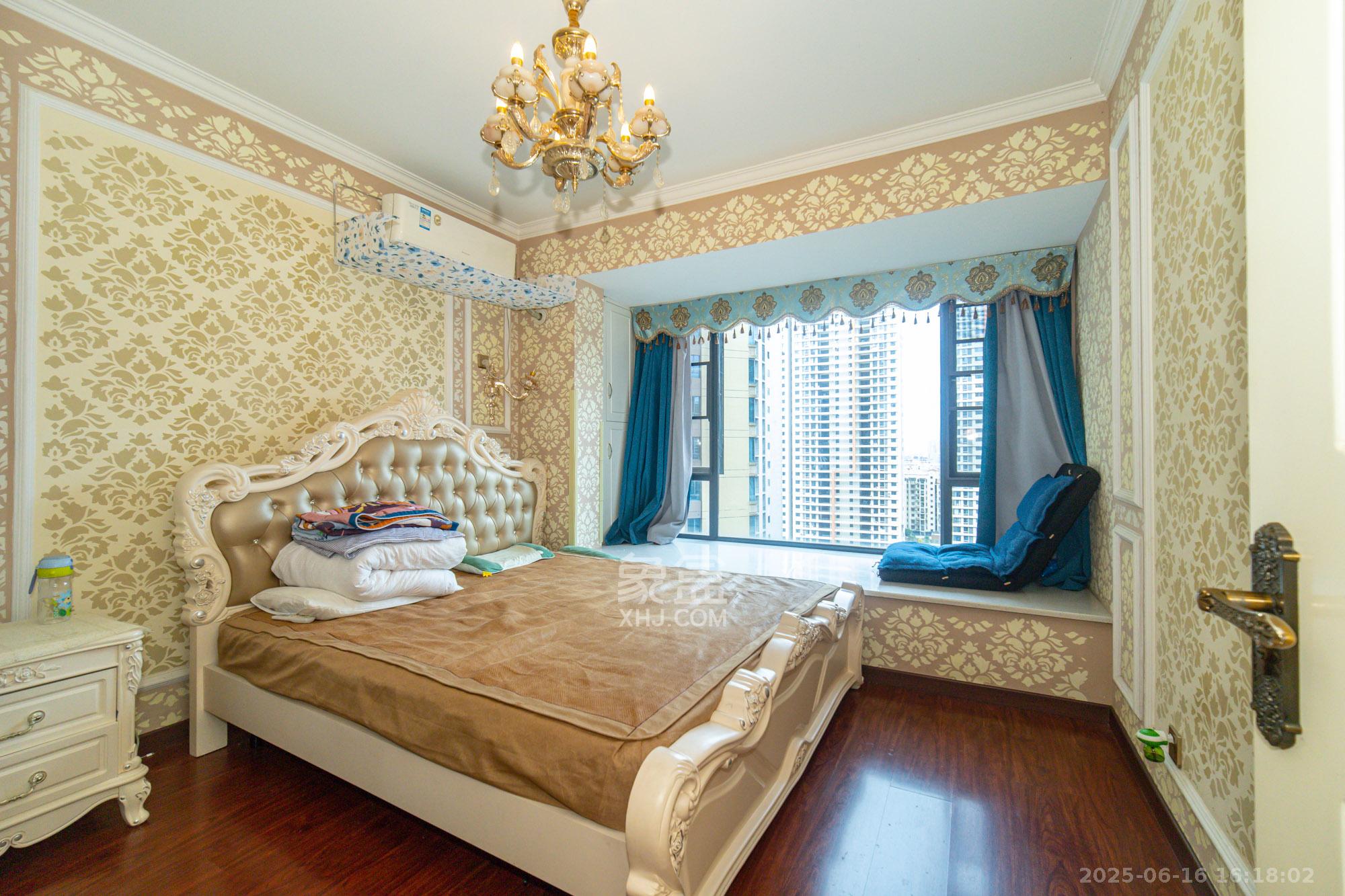 方略城市广场  4室2厅2卫    99.8万 方略城市广场  4室2厅2卫    99.8万卧室