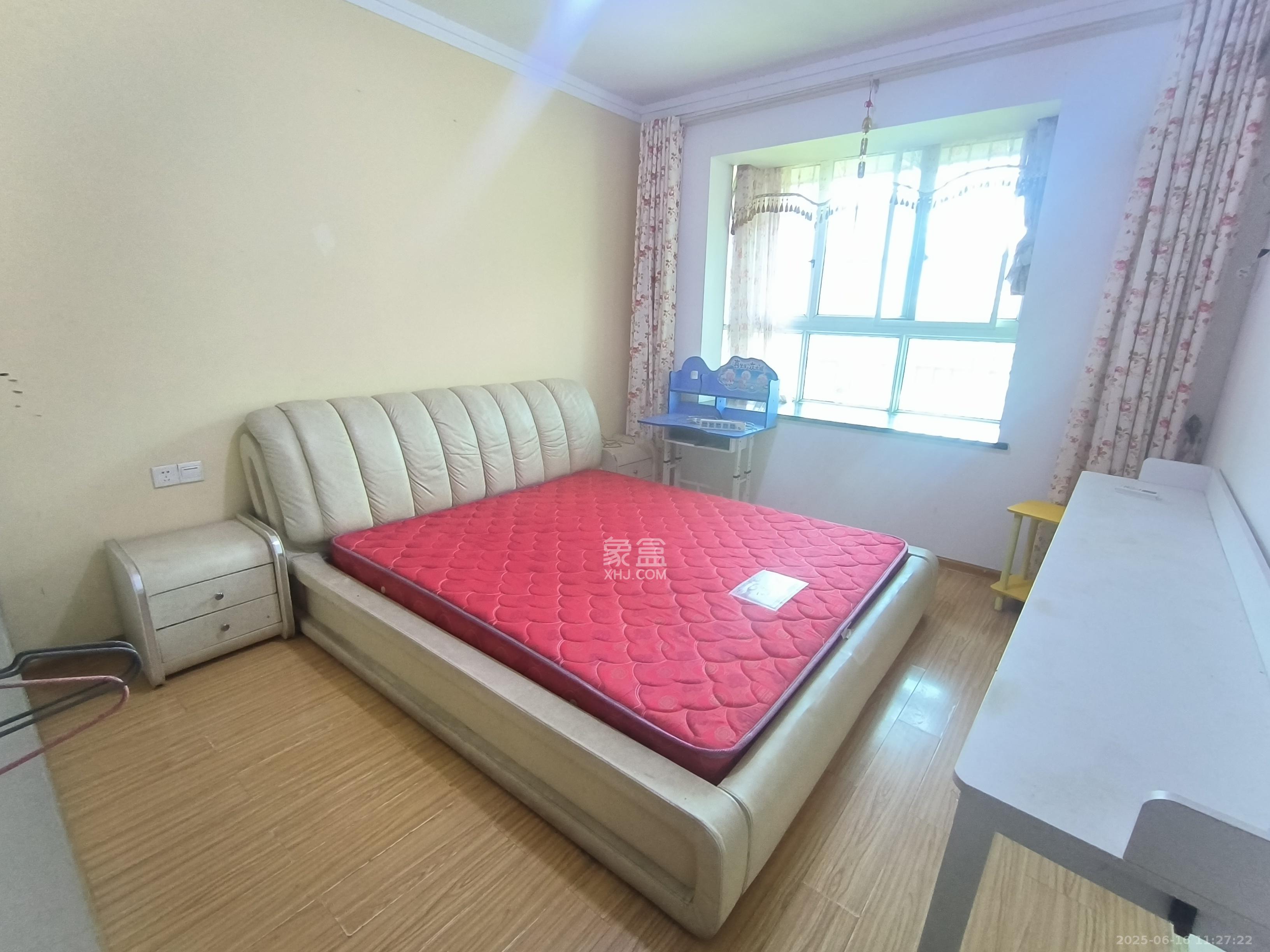 欣胜园 3室2厅2卫 2200.0元/月 欣胜园 3室2厅2卫 2200.0元/月室内图