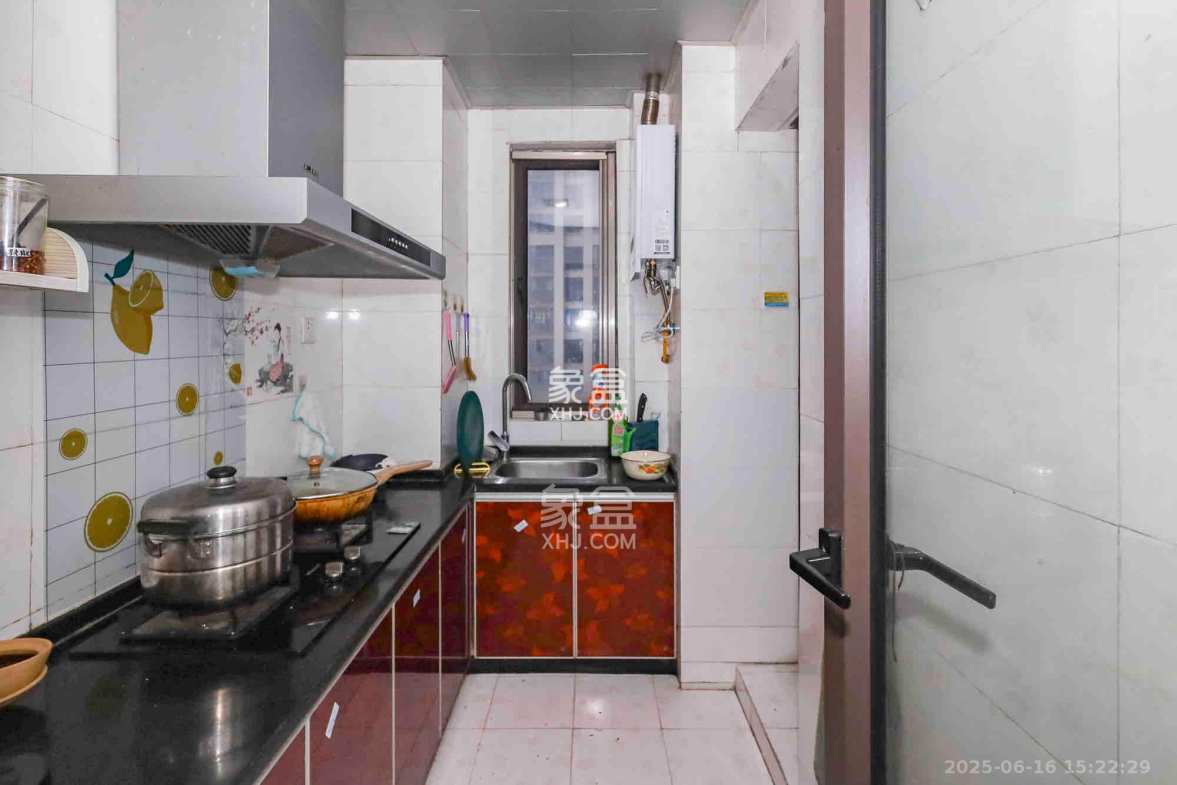 旭辉藏郡(藏郡、旭湘华府) 1室2厅1卫 1800.0元/月 旭辉藏郡(藏郡、旭湘华府) 1室2厅1卫 1800.0元/月室内图