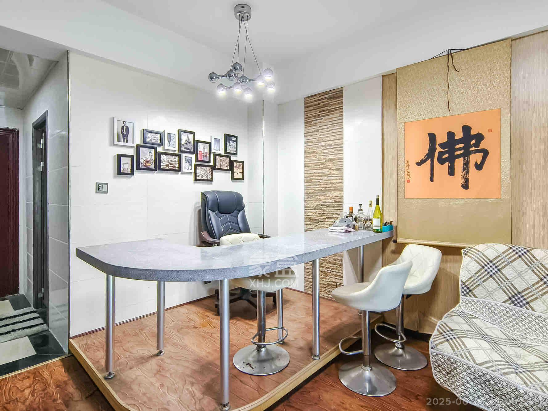 星大峰汇商务楼 1室1厅1卫 1600.0元/月 星大峰汇商务楼 1室1厅1卫 1600.0元/月室内图