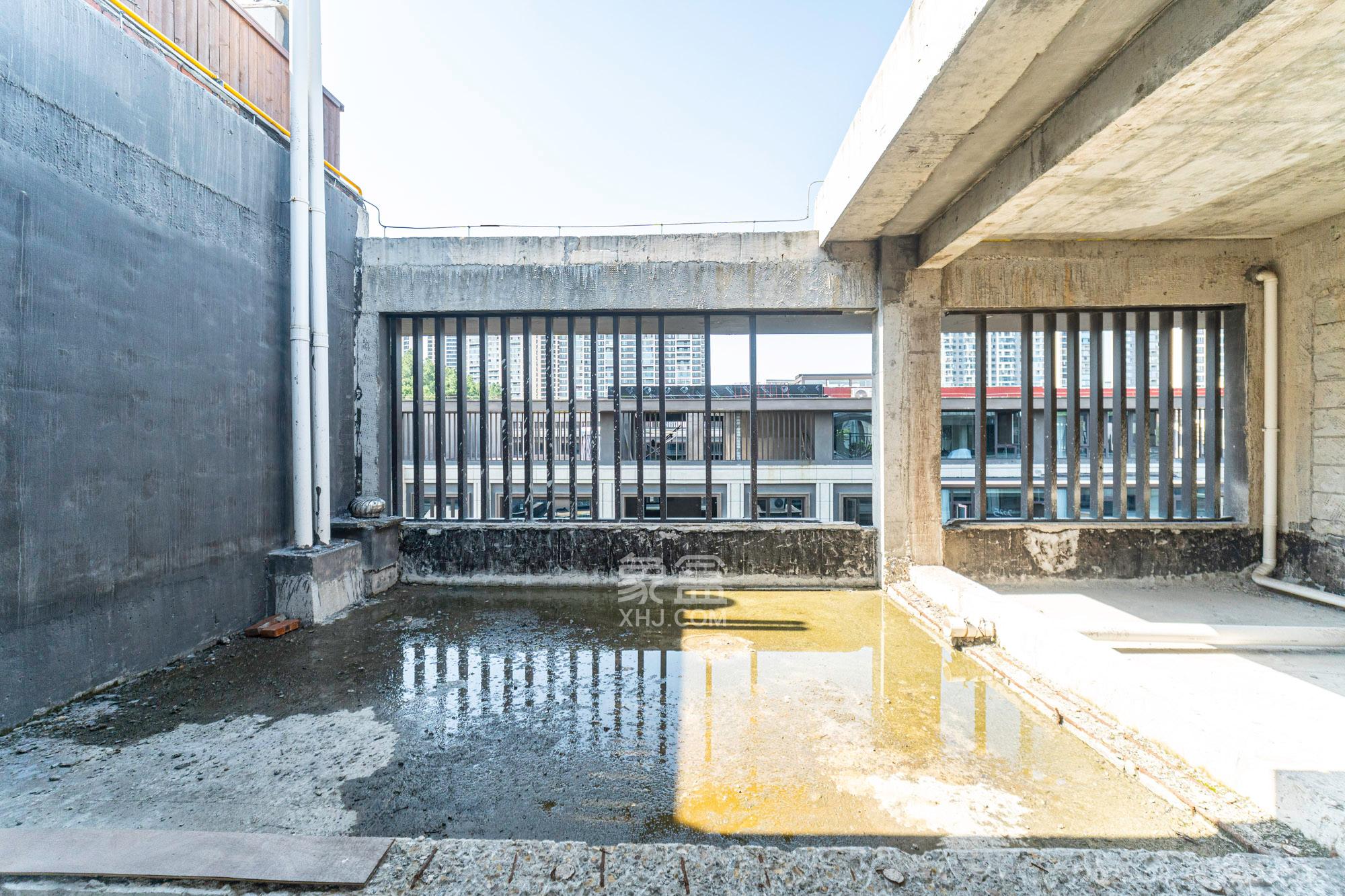 东原麓印长江C区  6室2厅4卫   318.00万其他