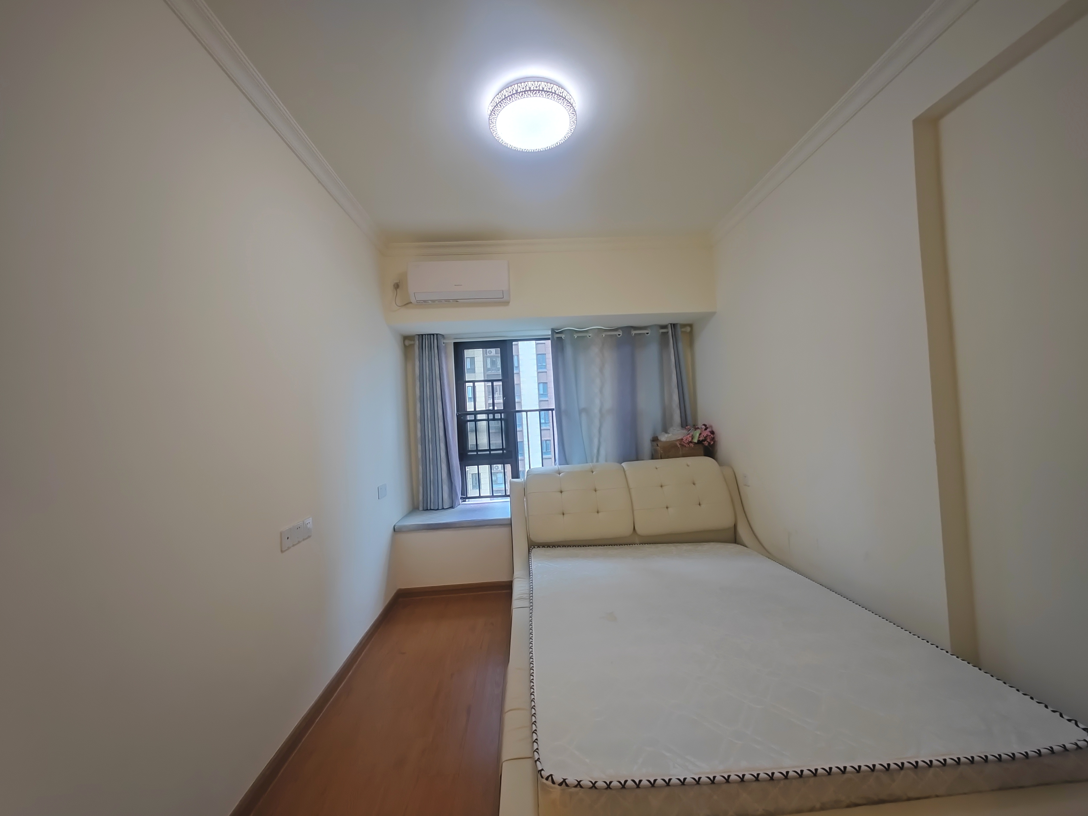 碧桂园豪园 1室0厅0卫 1800.0元/月 碧桂园豪园 1室0厅0卫 1800.0元/月室内图