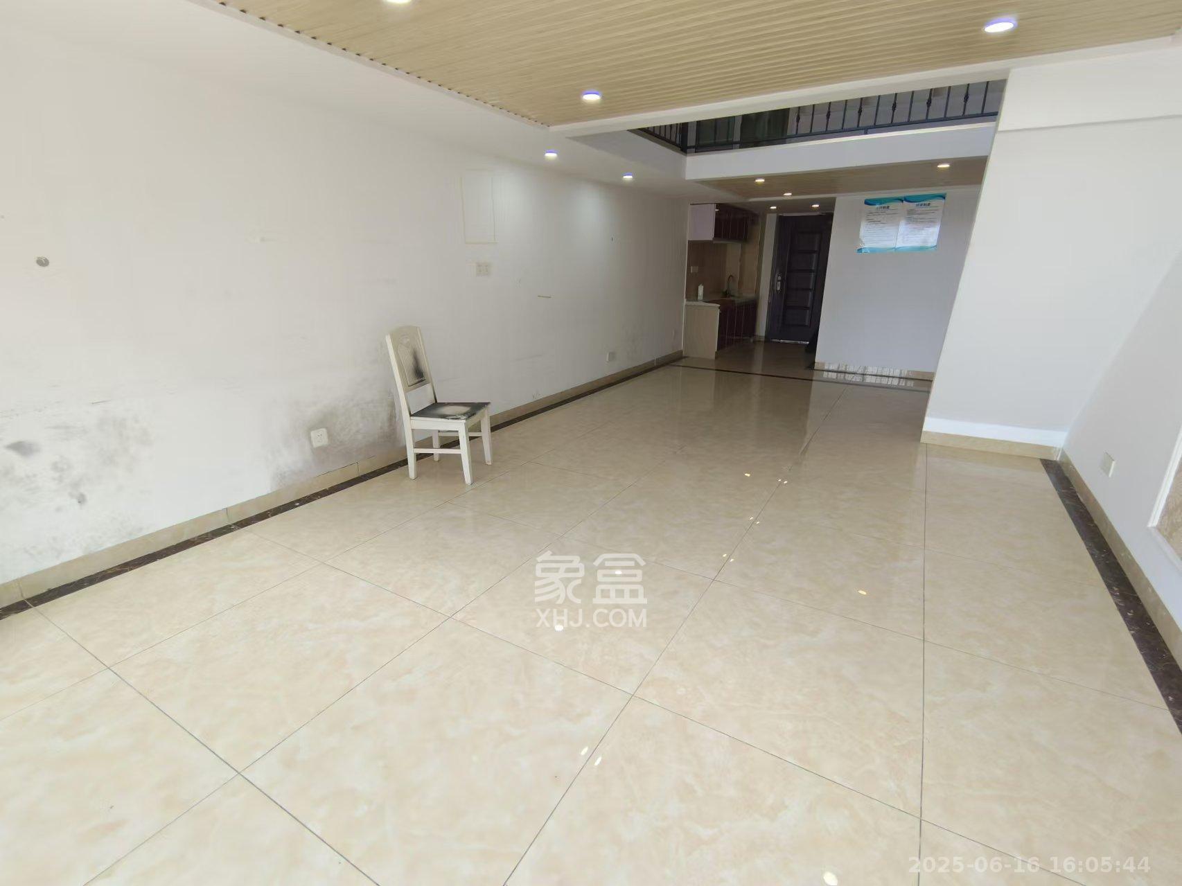 金科时代中心 1室1厅1卫 1600.0元/月 金科时代中心 1室1厅1卫 1600.0元/月室内图