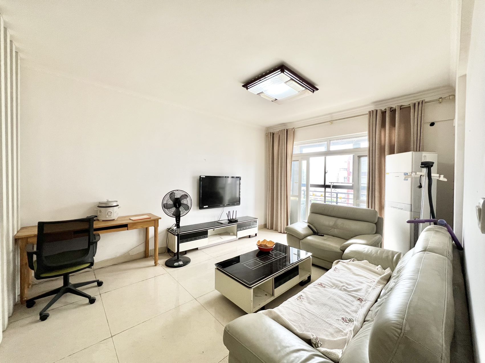 维多利亚花园 2室2厅1卫 2500.0元/月 维多利亚花园 2室2厅1卫 2500.0元/月室内图