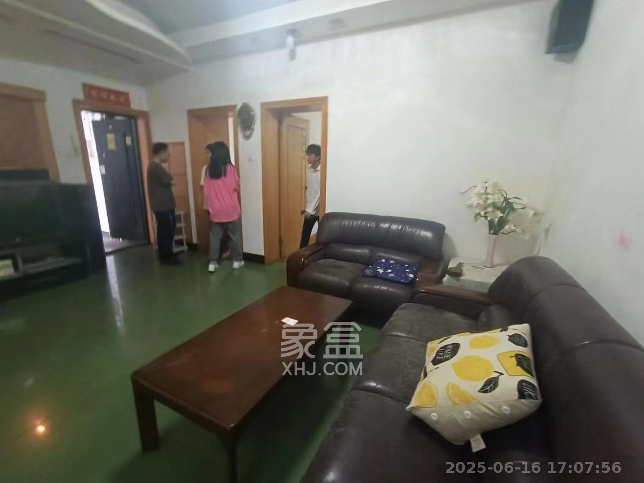 古堆山小区国家电网宿舍  3室1厅1卫   1600.00元/月室内图