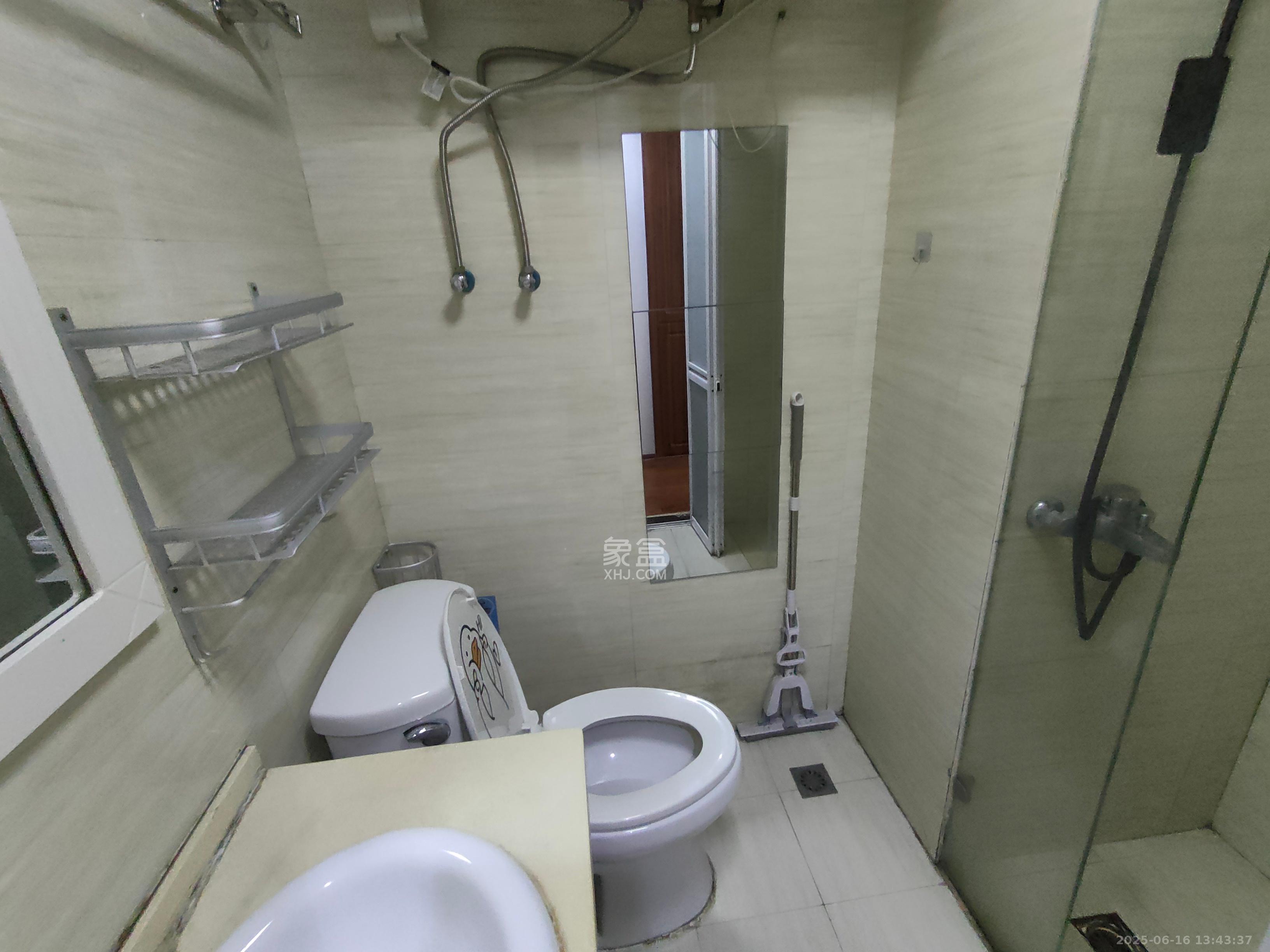 中建木莲工社  1室1厅1卫   1700.00元/月室内图