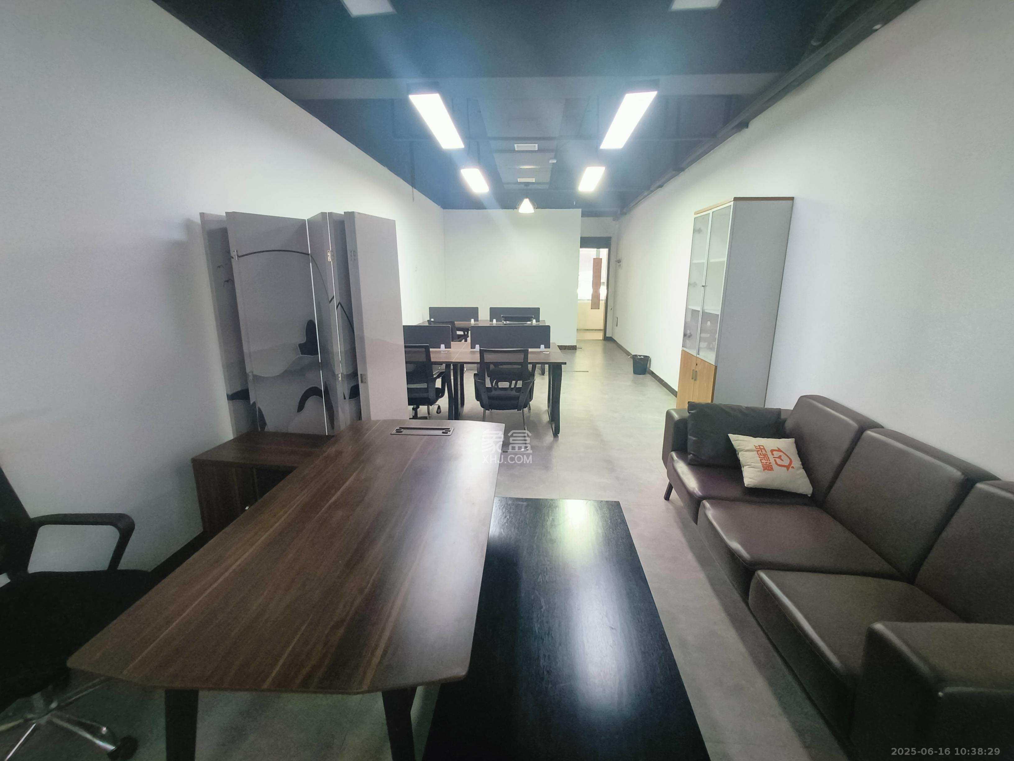 天祥水晶湾   62.0㎡      3000.0元/月室内图