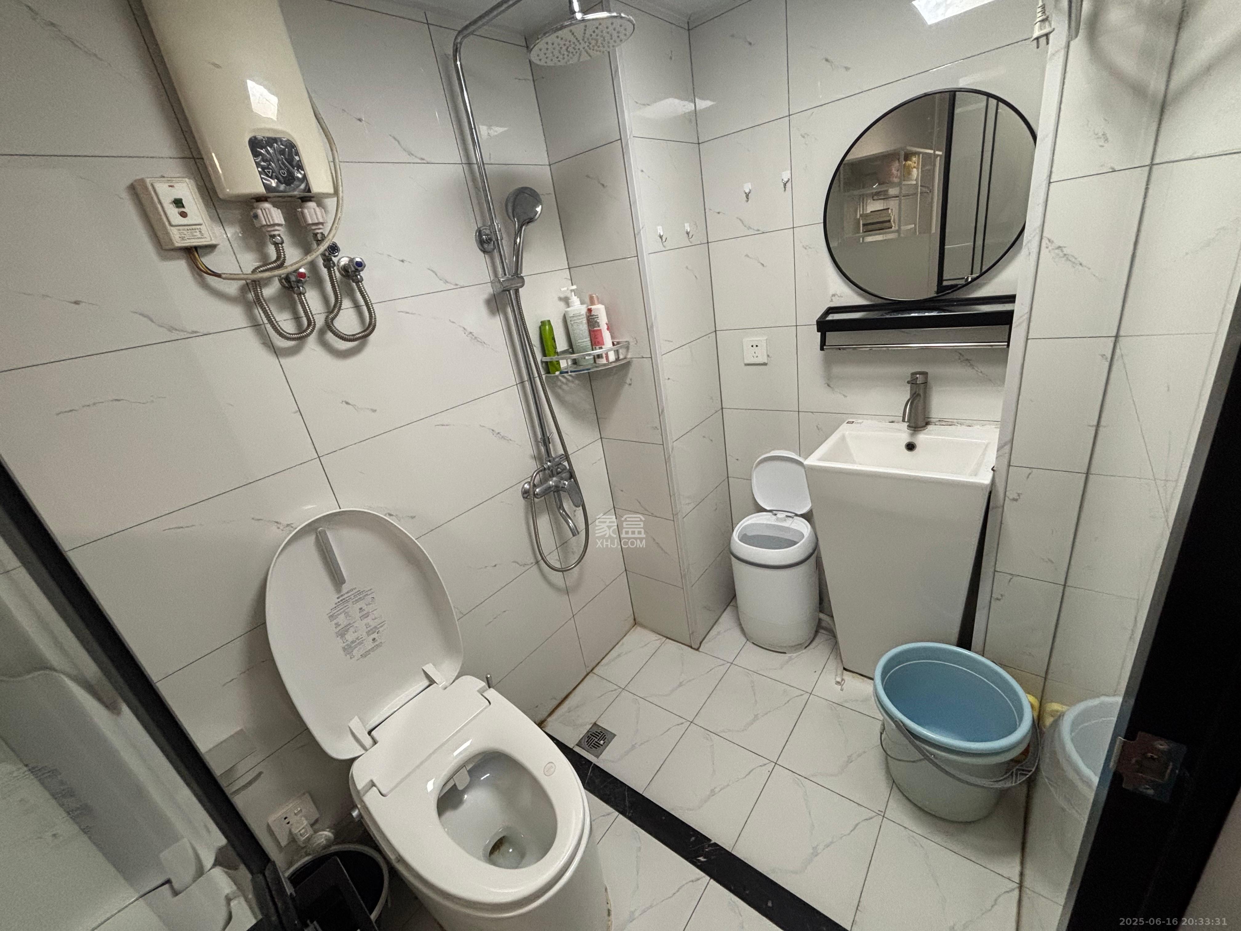 爱都(IDO) 1室0厅1卫 1000.0元/月 爱都(IDO) 1室0厅1卫 1000.0元/月室内图