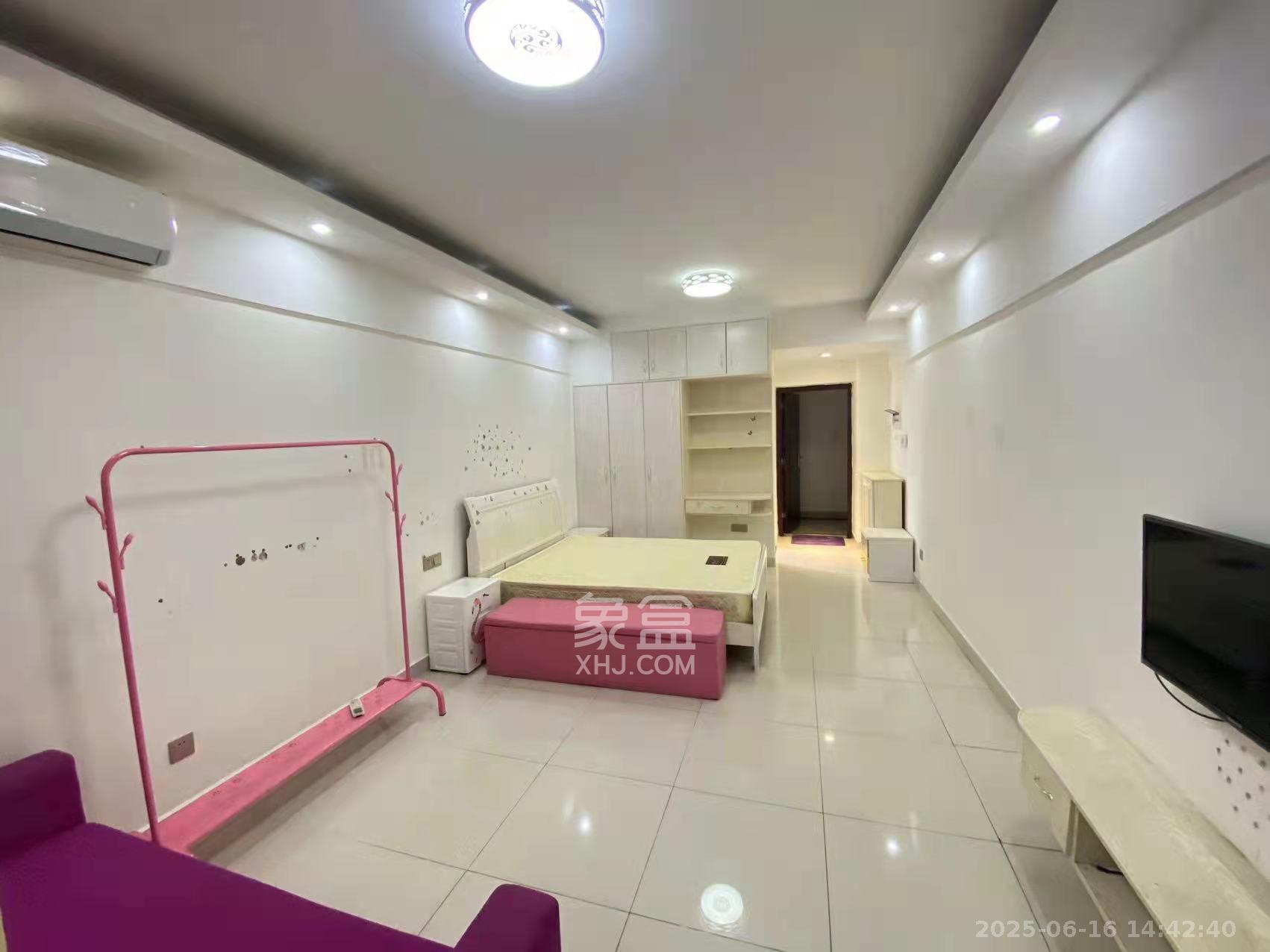 新远时代  1室1厅1卫    1100.0元/月 新远时代  1室1厅1卫    1100.0元/月