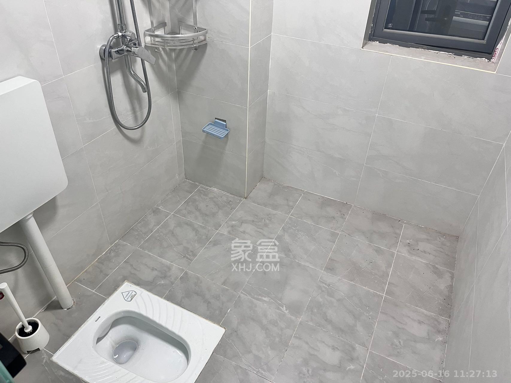 碧桂园南城首府（东宸林海）  3室2厅2卫   2500.00元/月室内图